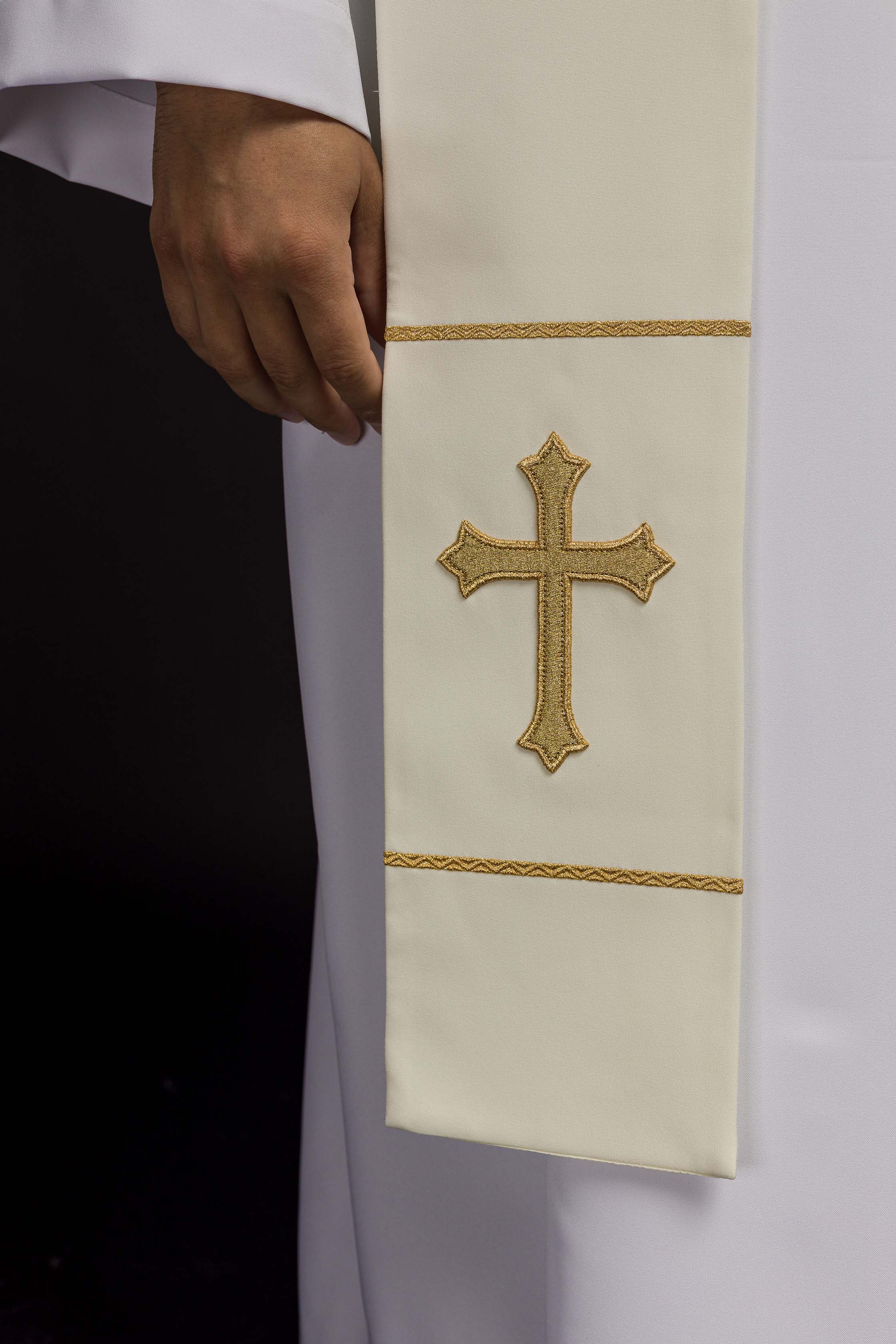 Étole de prêtre brodée Croix écrue