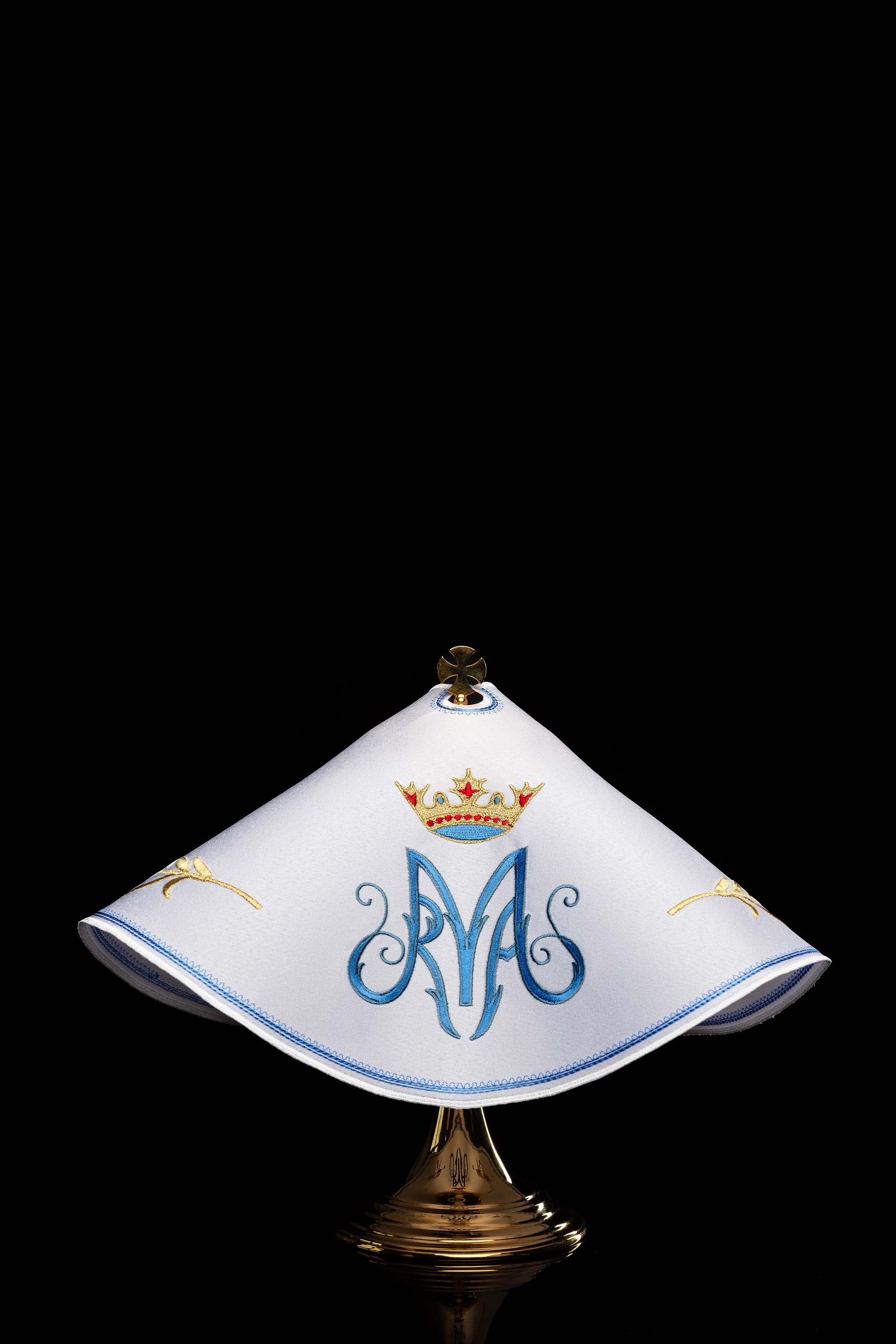 Voile de ciboire brodé avec motif marial