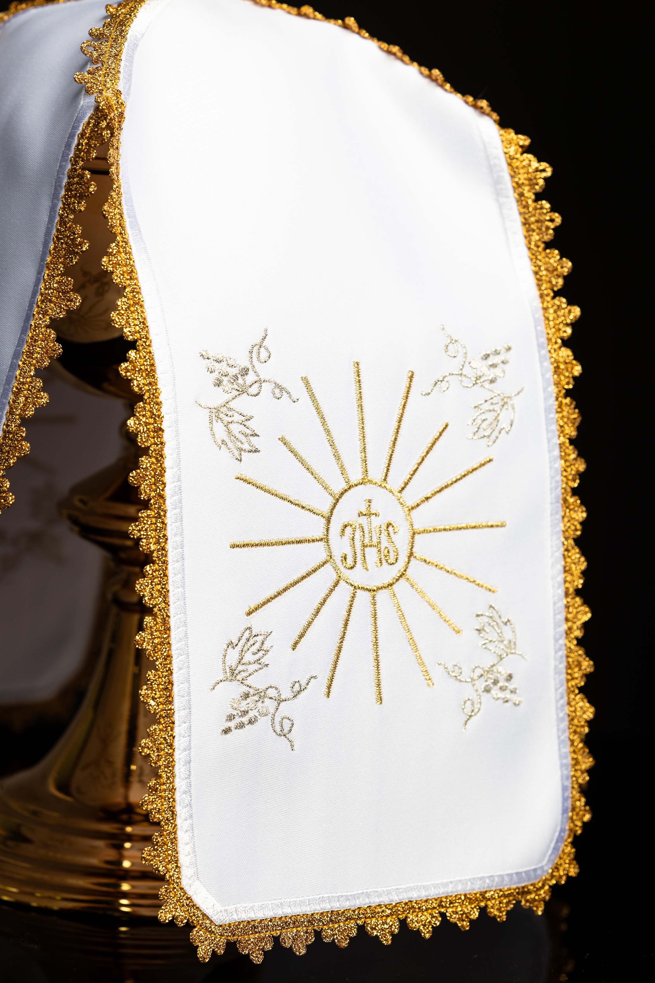 Voile de ciboire avec motif IHS brodé