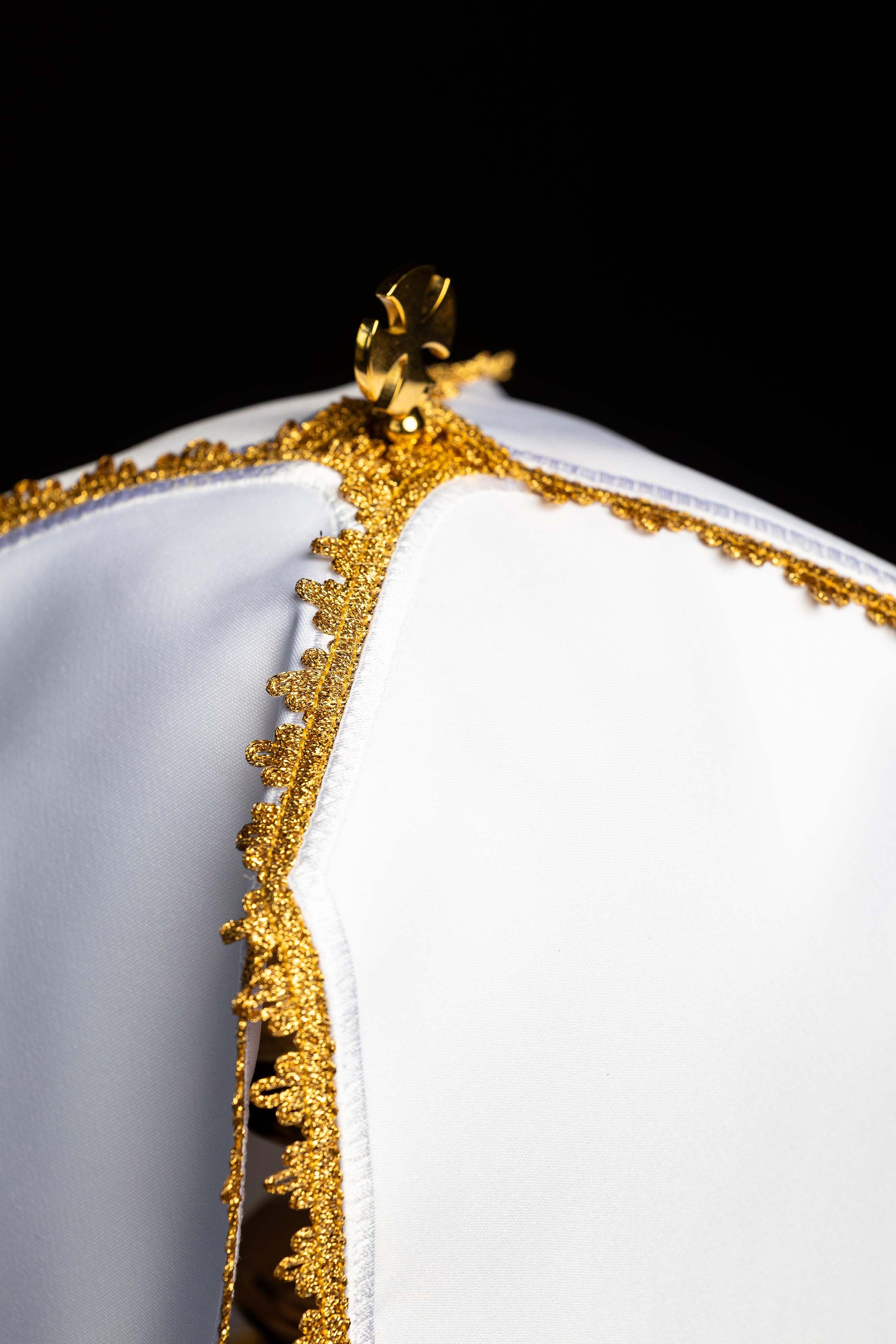 Voile de ciboire avec motif IHS brodé en fil doré