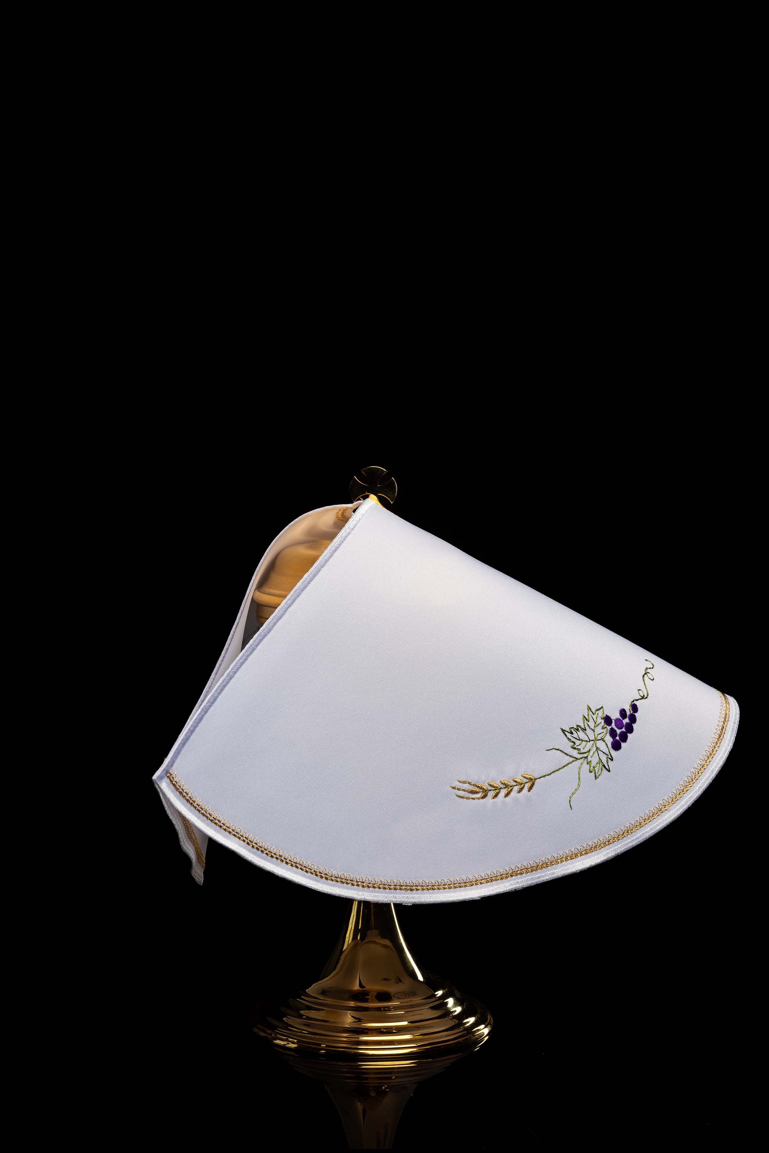 Voile de ciboire avec broderie IHS