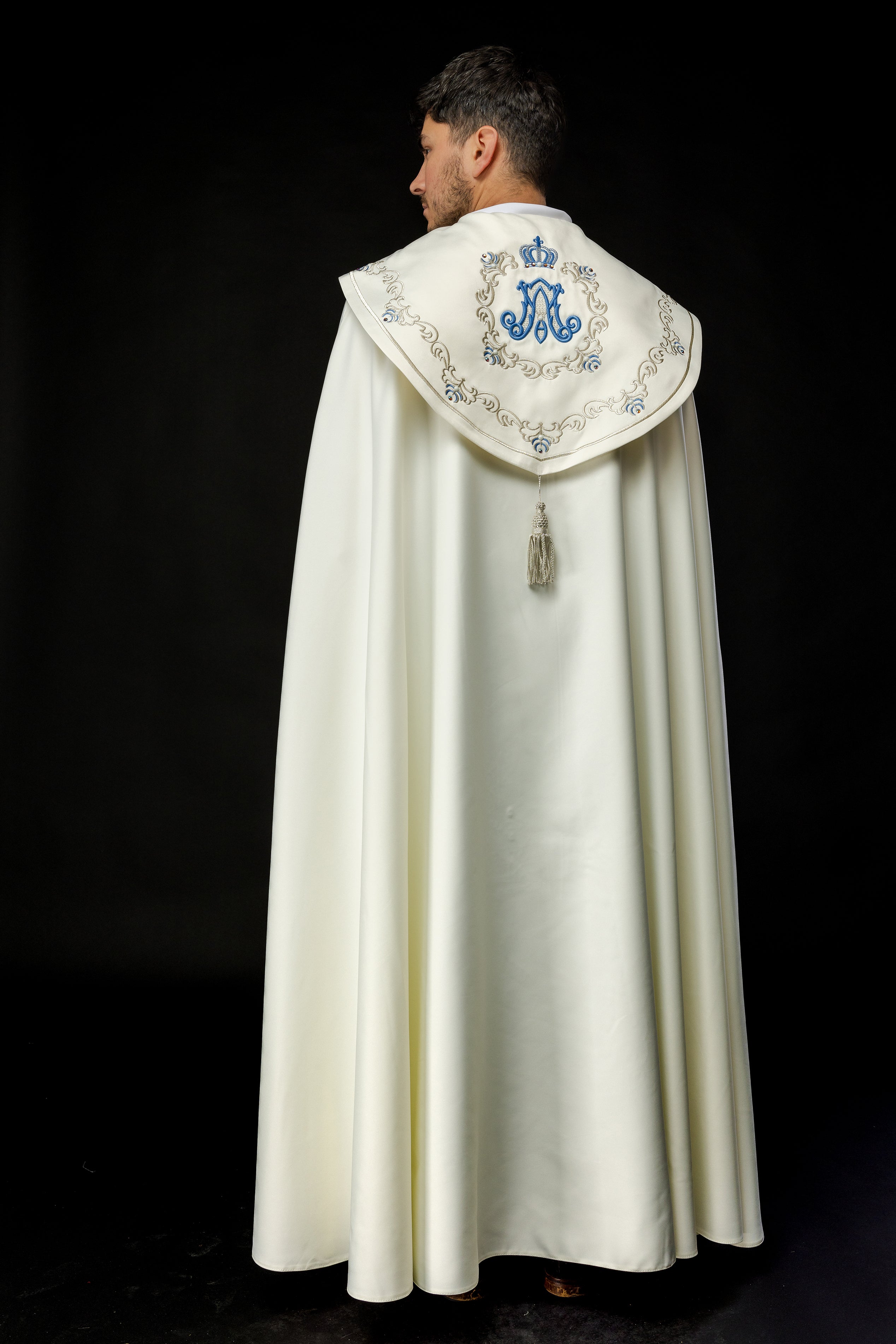 Voile liturgique brodé avec symbole marial écru