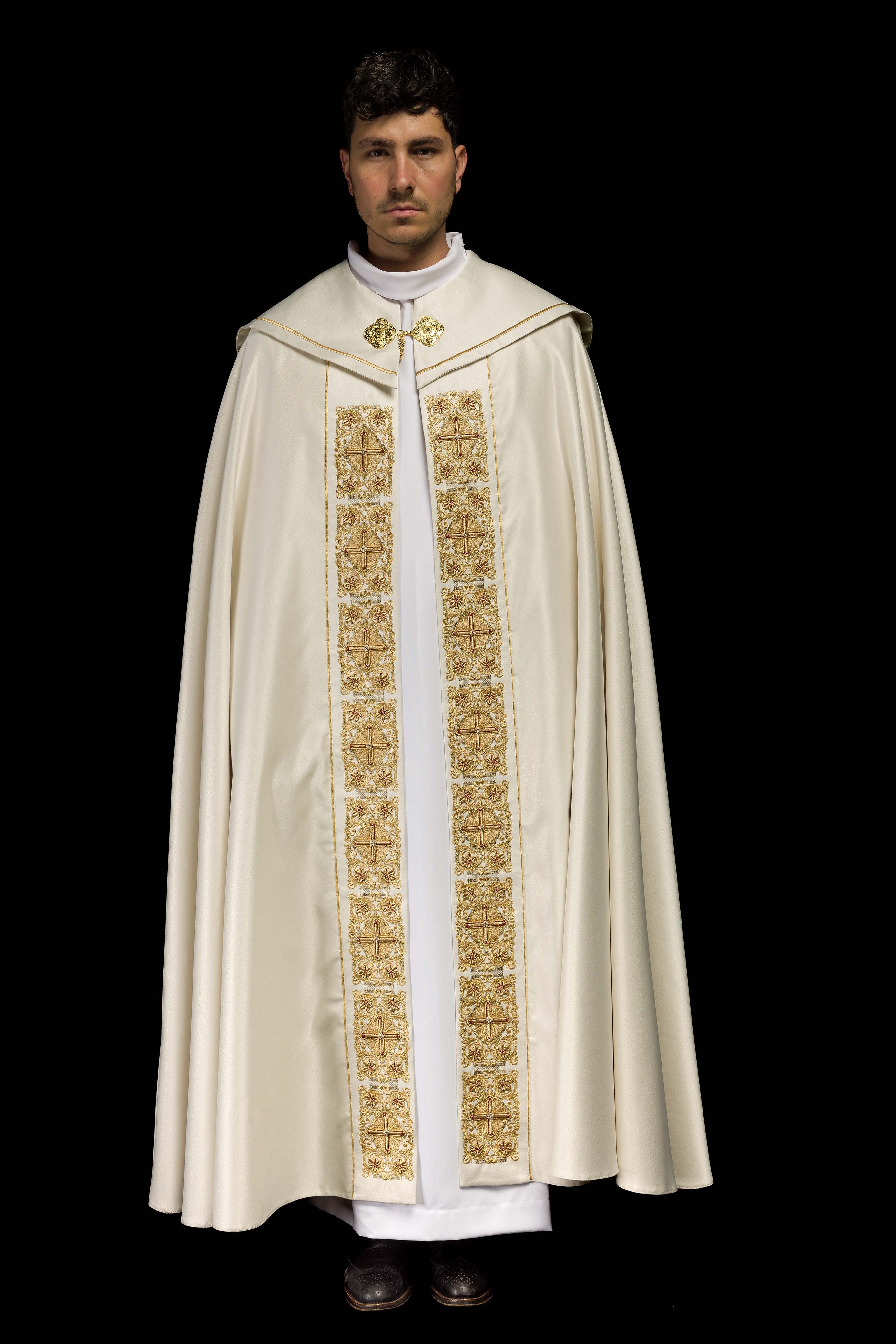 Cape liturgique avec ceinture richement décorée