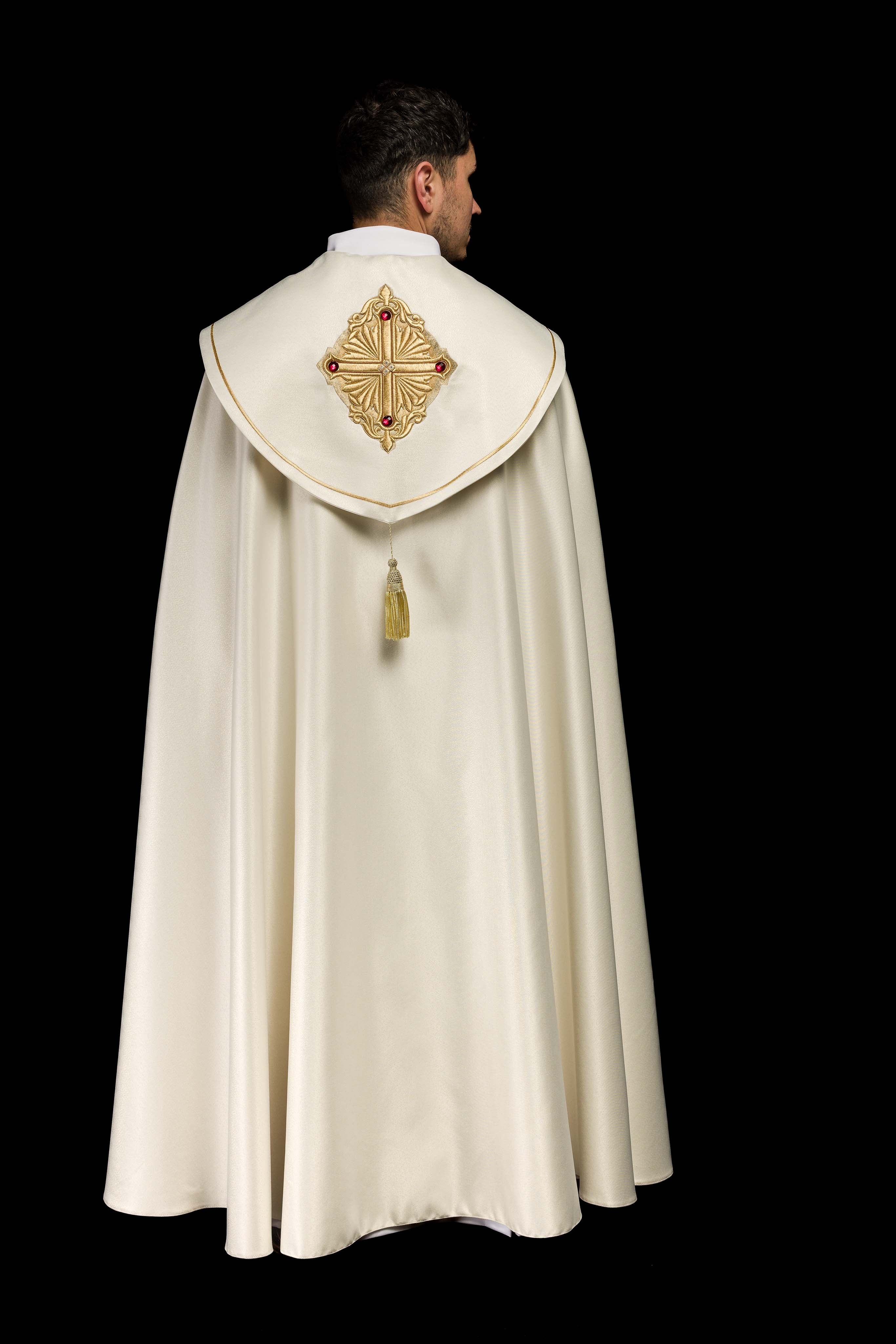 Cape liturgique avec ceinture richement décorée