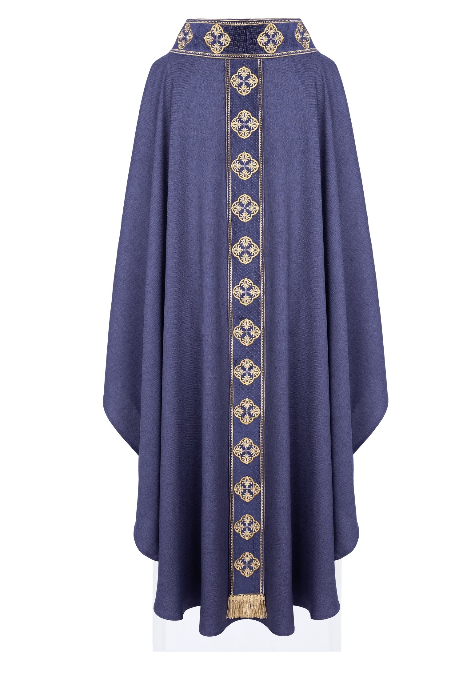 Chasuble violette avec ceinture brodée et collier croisé