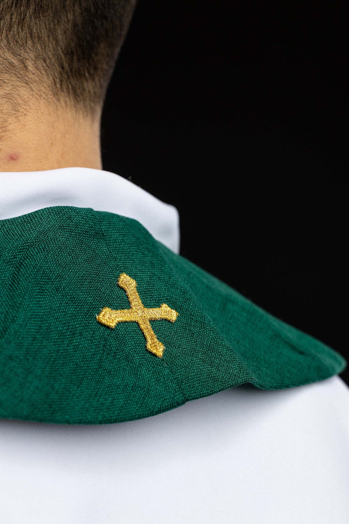Stuła haftowana z motywem Pax, ryby i kłosa zielona - ORNATY.PL