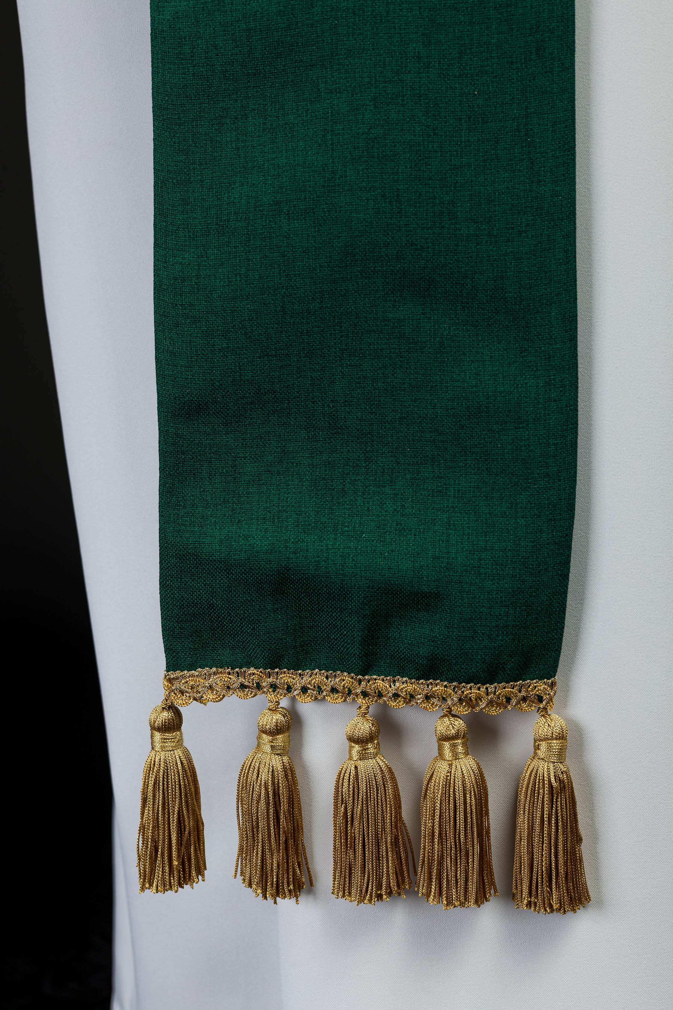 Étole brodée avec motif IHS verte