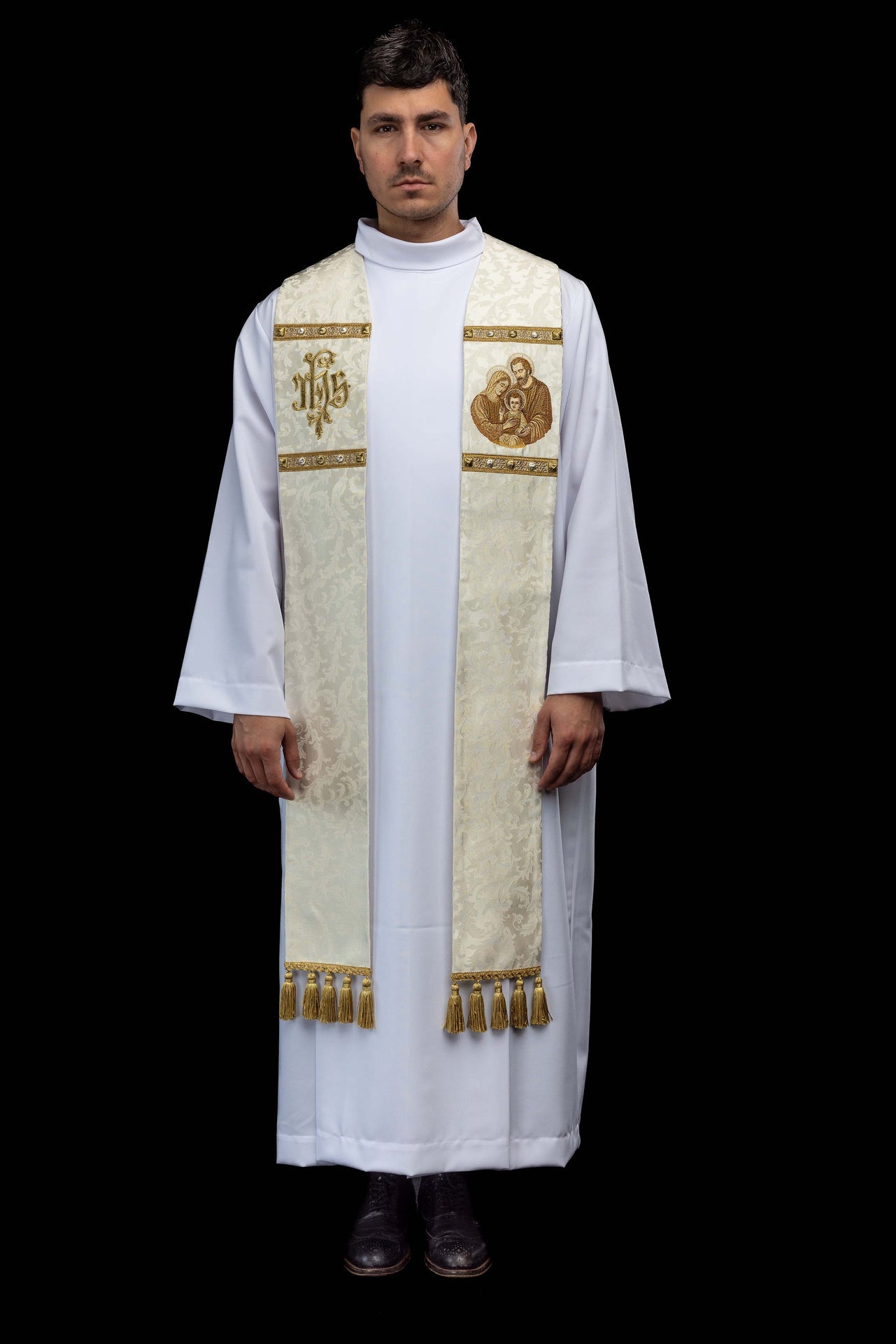 Étole avec représentation de la Sainte Famille confectionnée dans un tissu décoratif