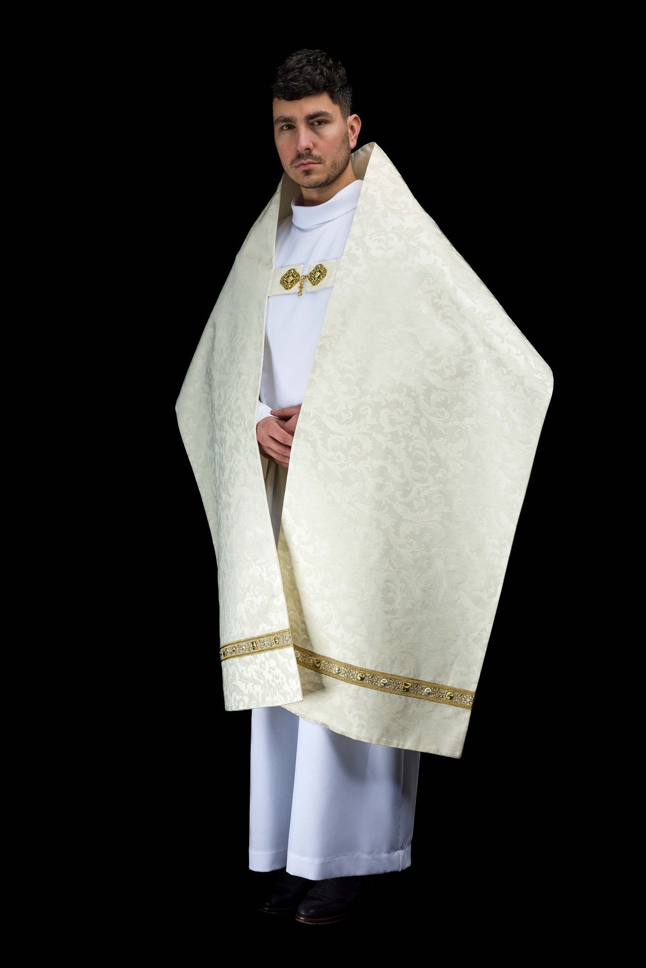 Voile huméral avec broderie de l’Agneau pascal sur tissu jacquard