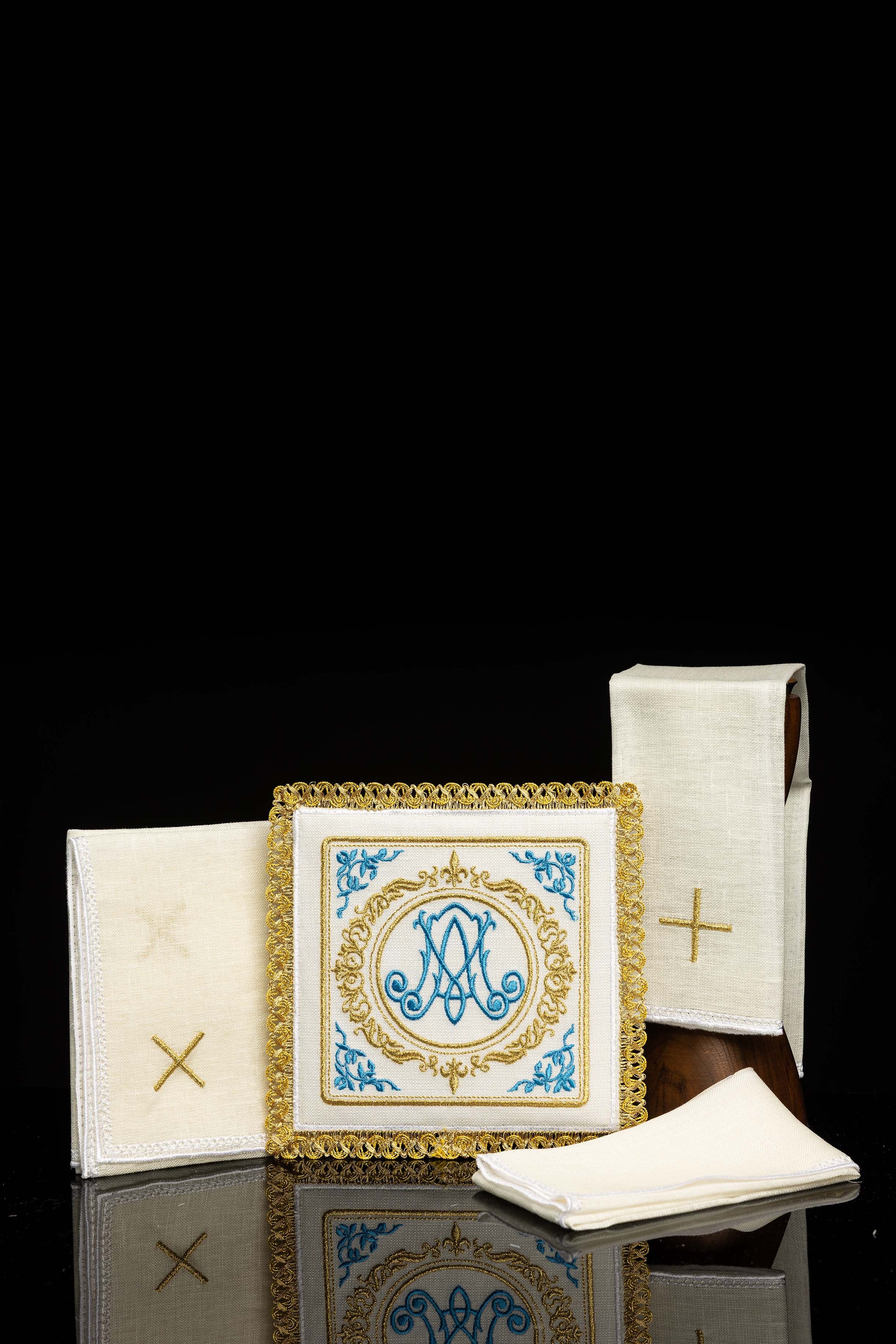 Set de calice en lin avec broderie eucharistique Marianne