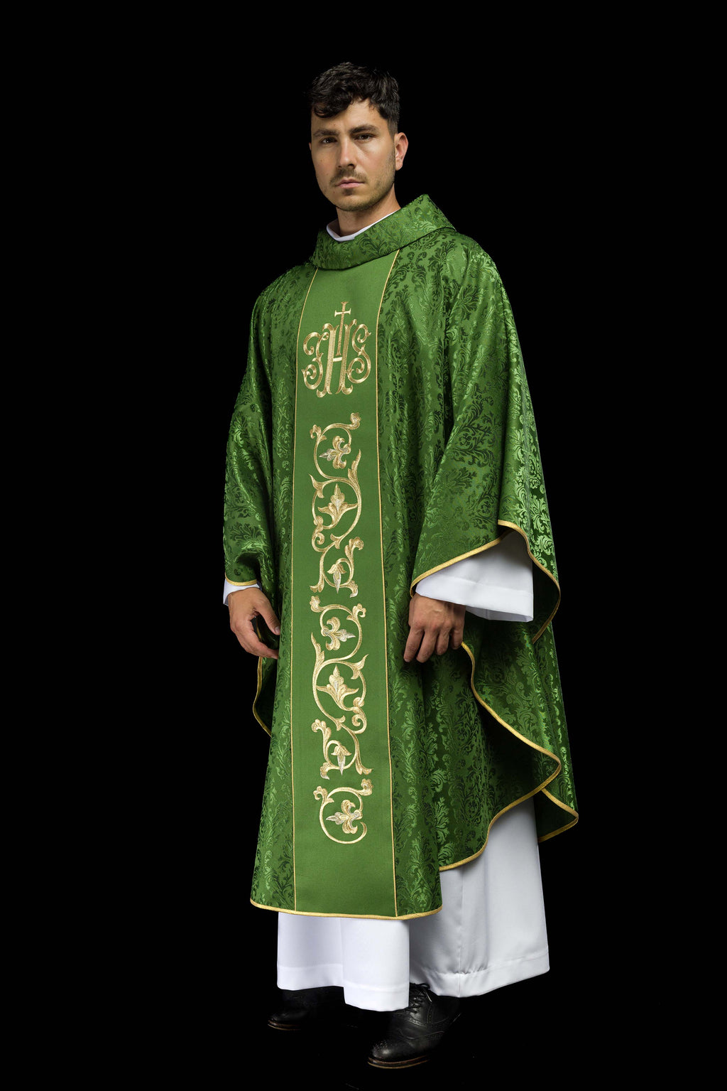 Chasuble liturgique verte avec ceinture IHS richement décorée