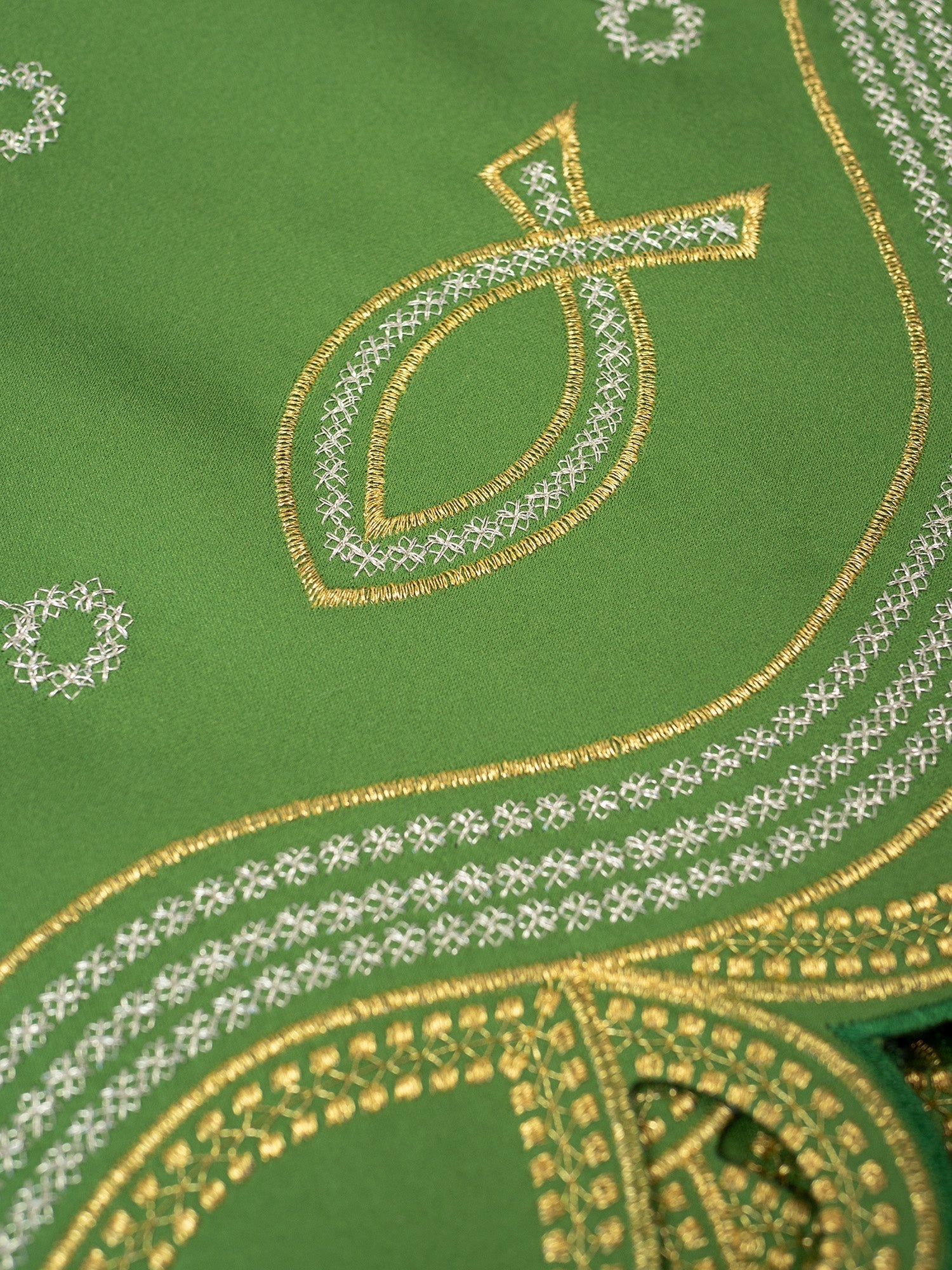 Antependium avec broderie frontale PAX Green KOM/036/01 20cm 3,5m - CHASUBLES.FR