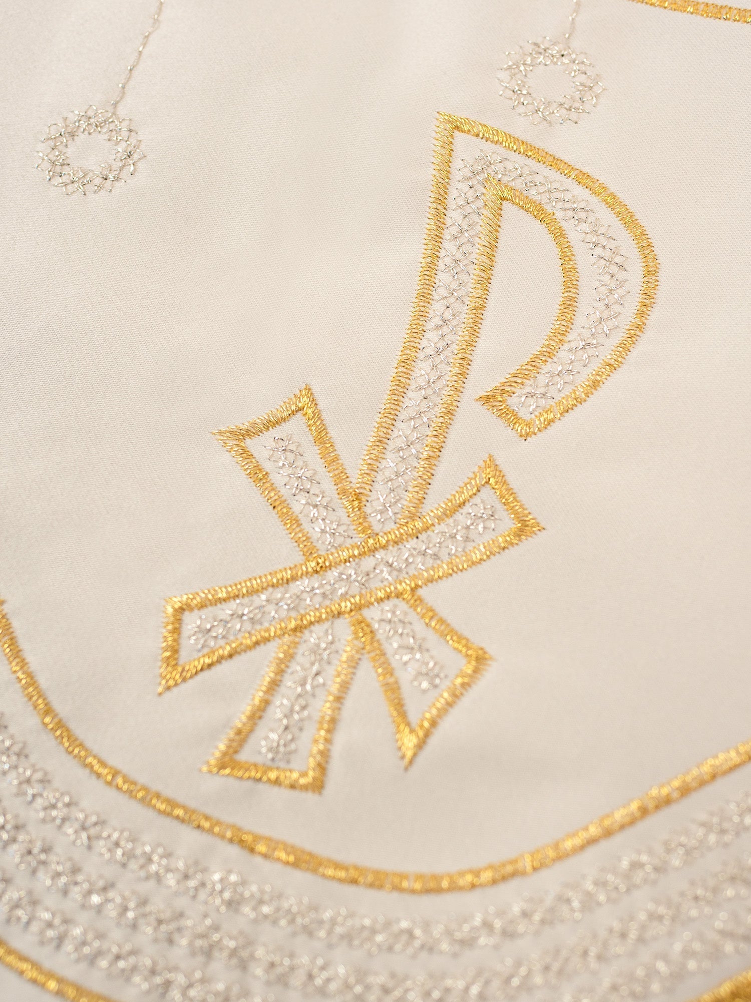 Antependium brodé sur le devant PAX écru KOM/036/05 20cm 3,5m - CHASUBLES.FR