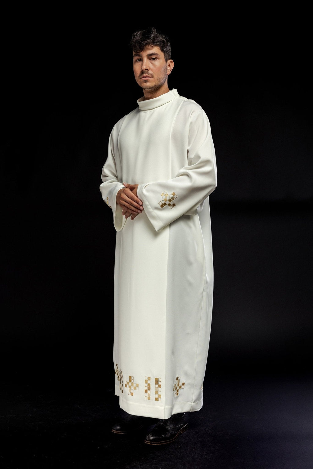 Aube avec mosaïque brodée Croix écru S - 6051 - 05 145cm/176cm - CHASUBLES.FR