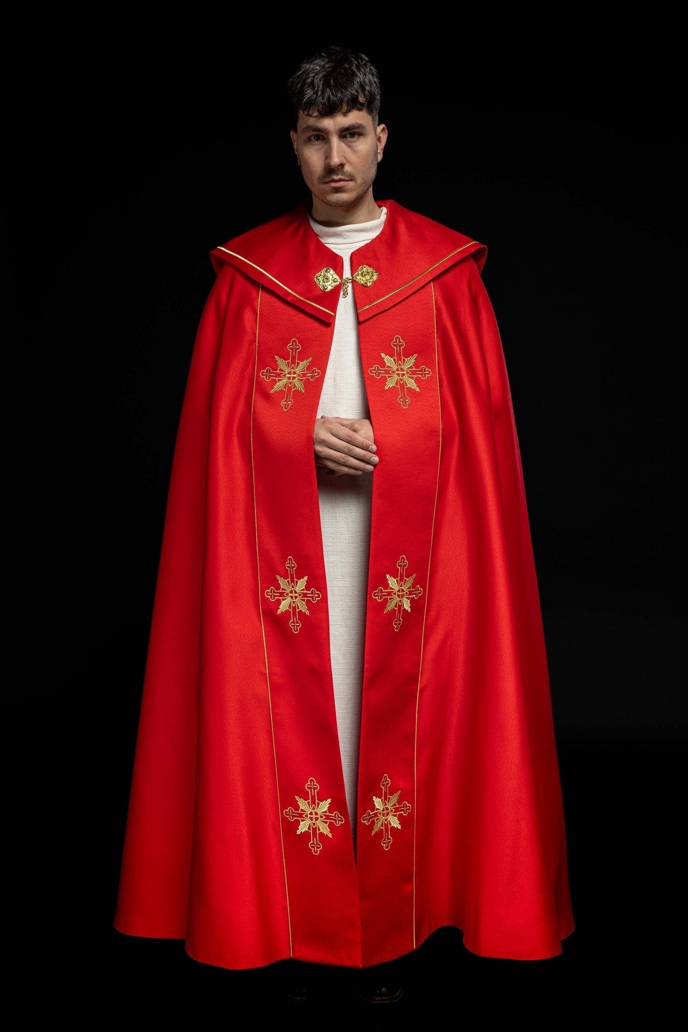 Cape eucharistique monogramme IHS Roug KKP/023/02/20 145cm - CHASUBLES.FR