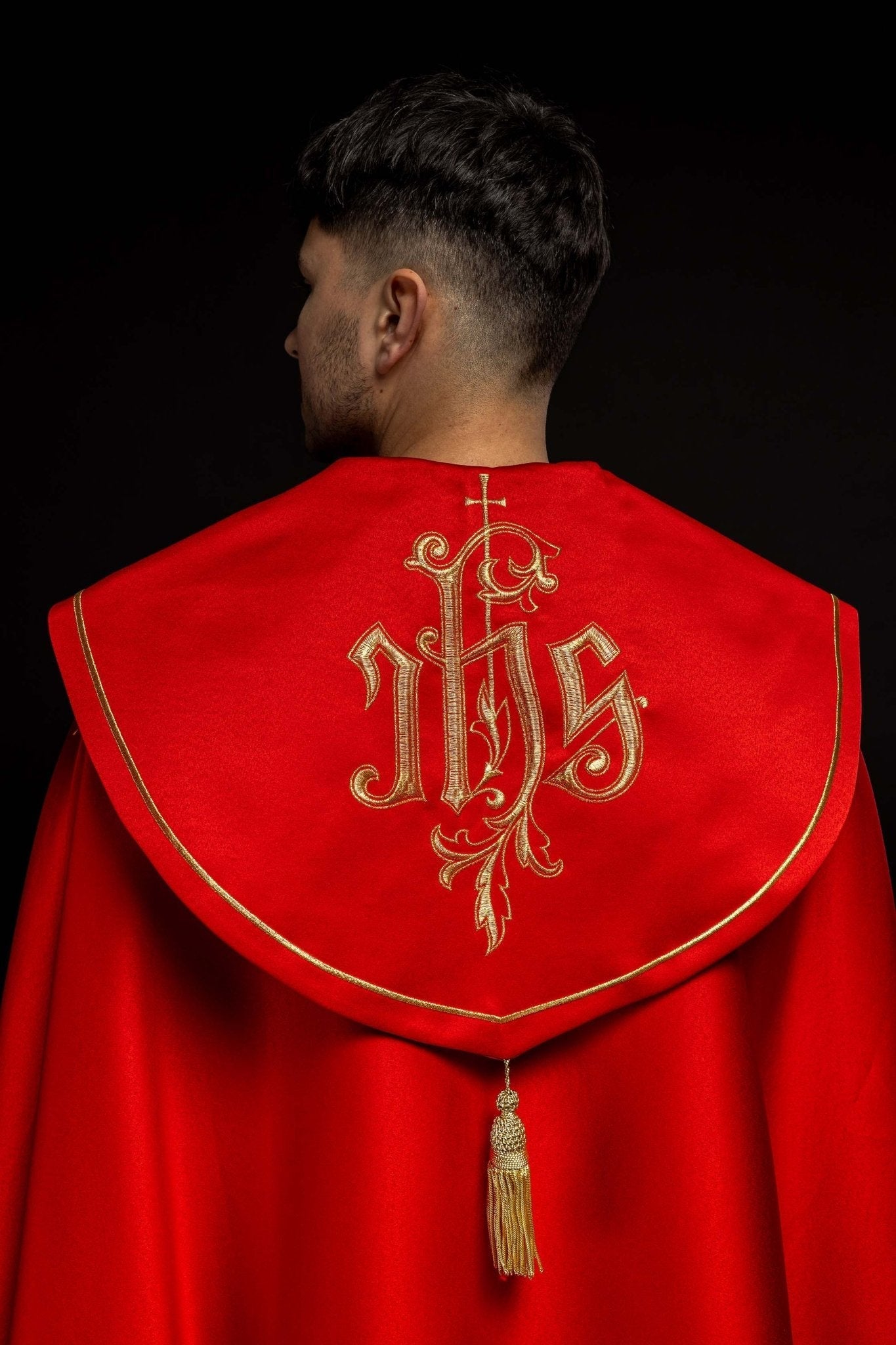 Cape eucharistique monogramme IHS Roug KKP/023/02/20 145cm - CHASUBLES.FR