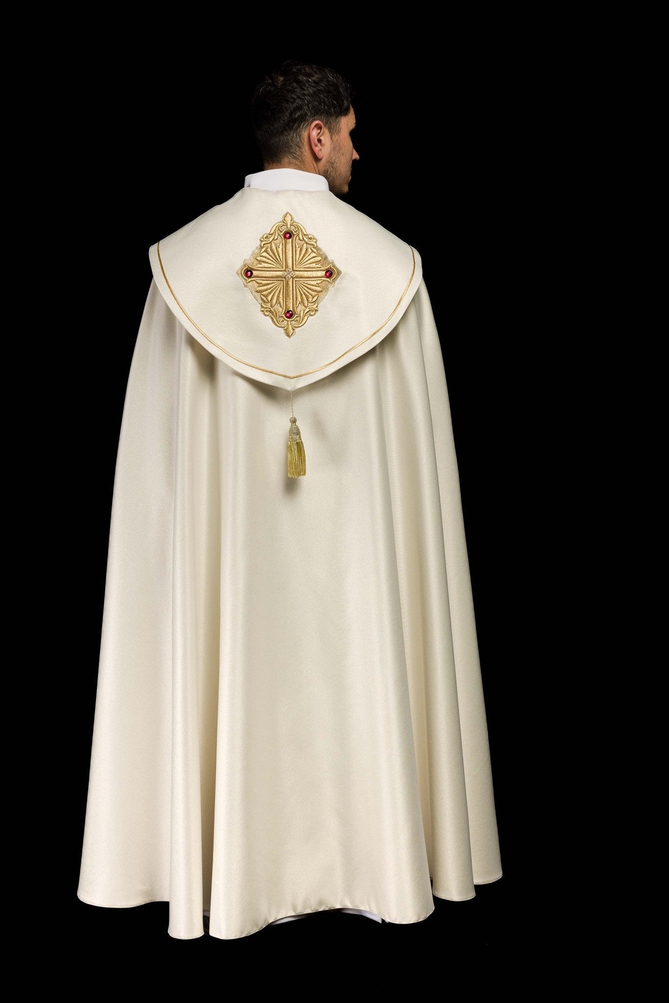 Cape liturgique avec ceinture richement décorée LE/3010/05 150cm - CHASUBLES.FR