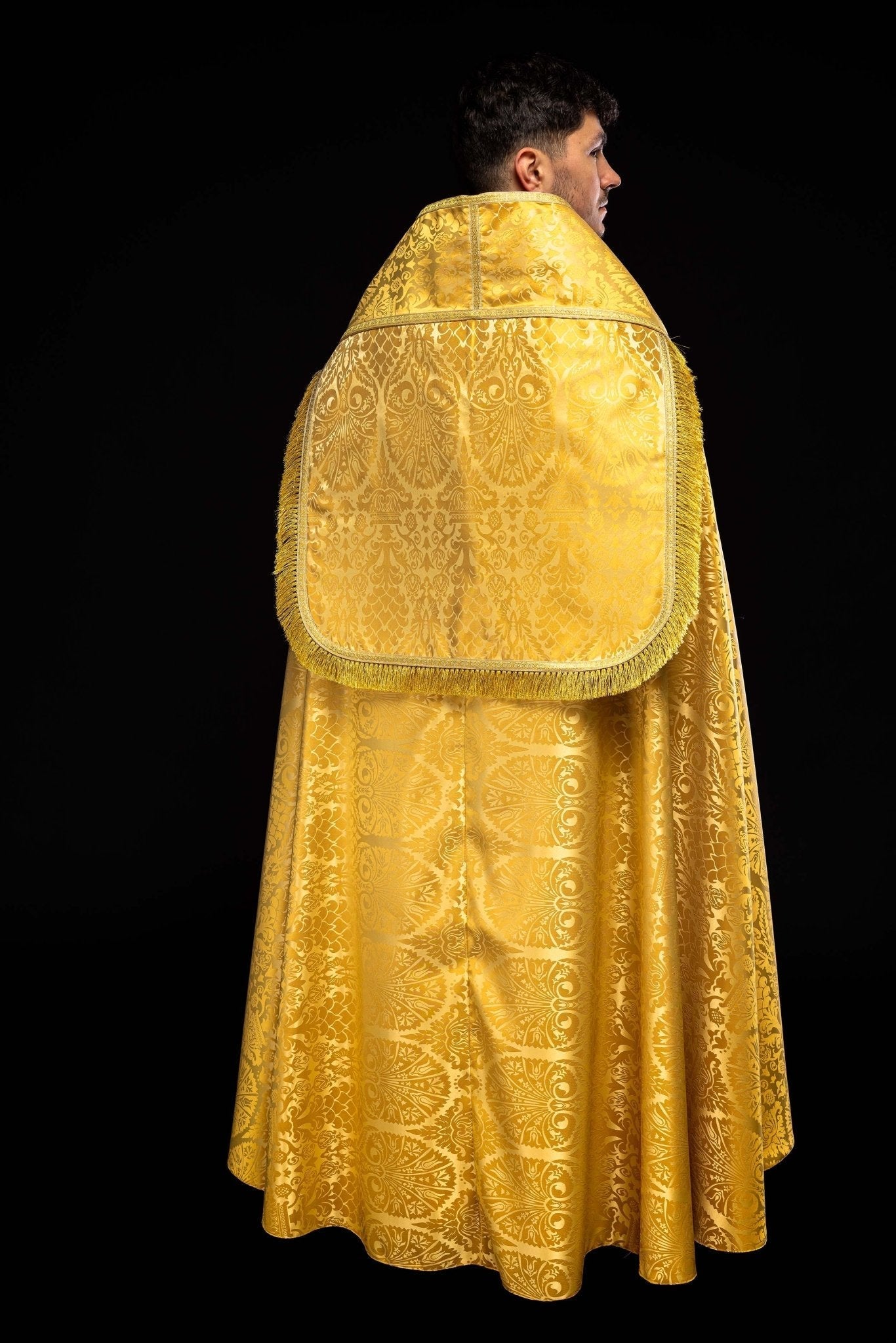 Chape romaine en jacquard uni KKP/159/05/83 150cm - CHASUBLES.FR
