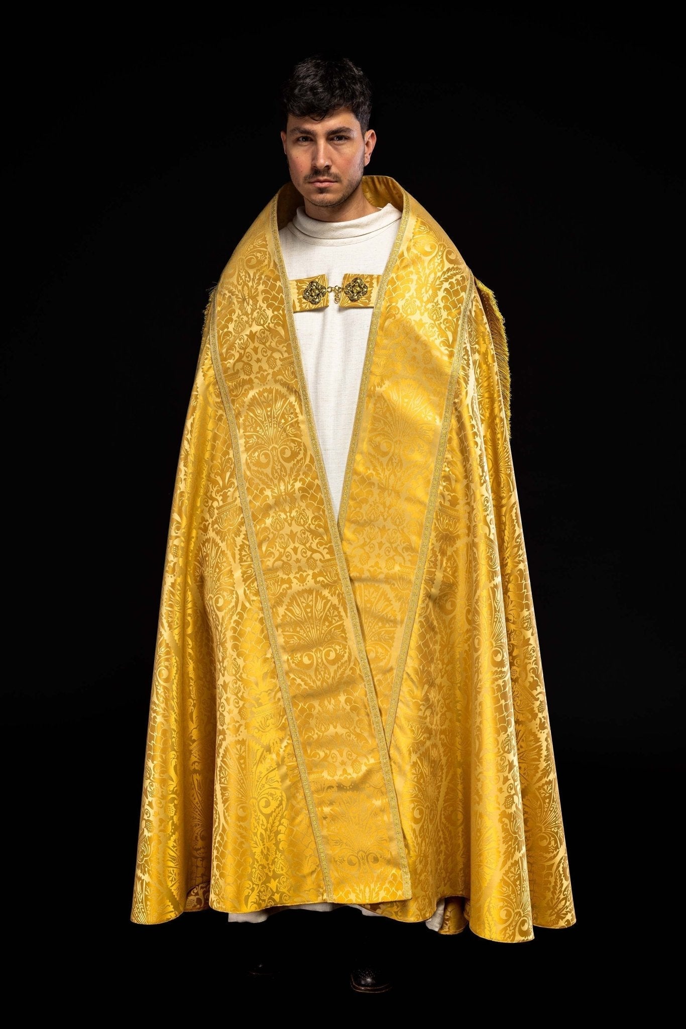Chape romaine en jacquard uni KKP/159/05/83 150cm - CHASUBLES.FR