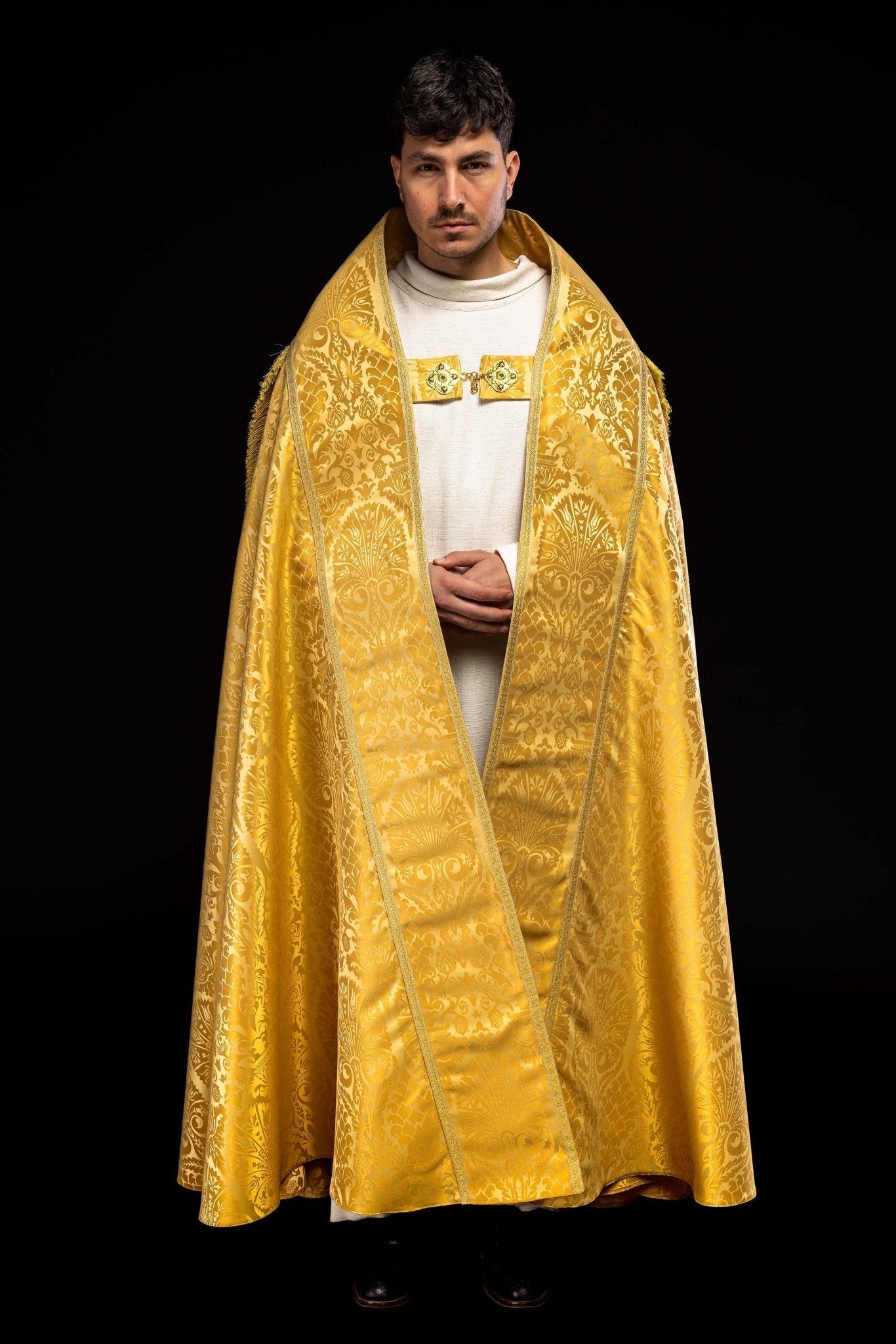 Chape romaine en jacquard uni KKP/159/05/83 150cm - CHASUBLES.FR