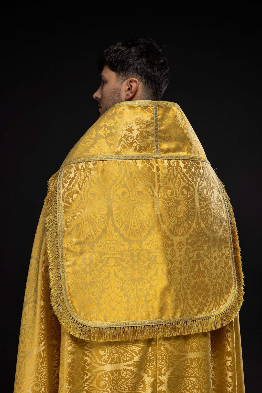 Chape romaine en jacquard uni KKP/159/05/83 150cm - CHASUBLES.FR