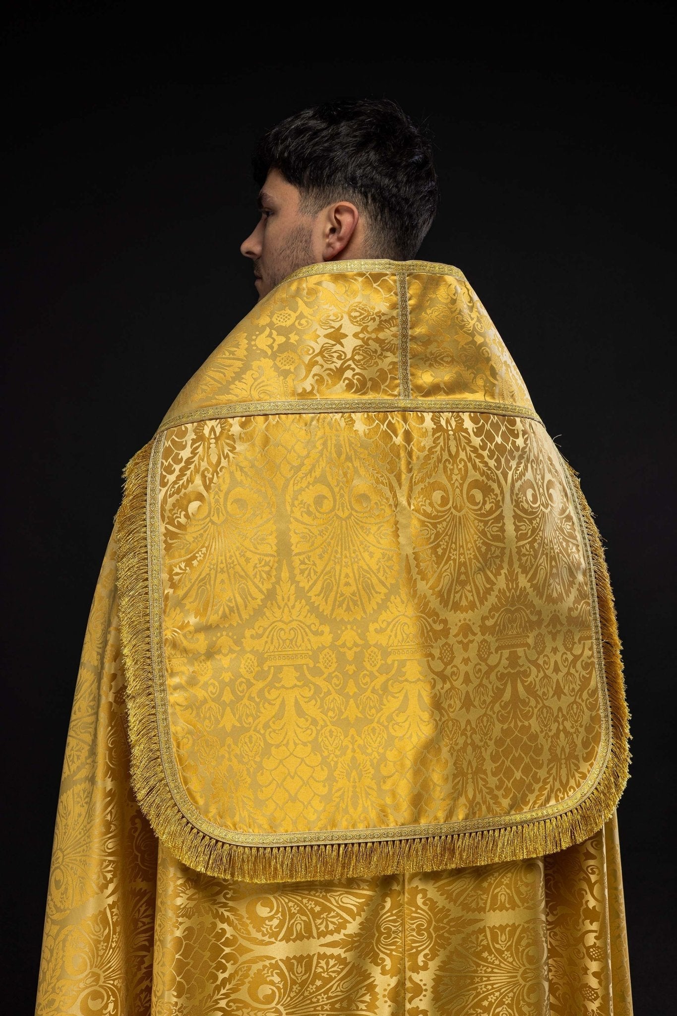 Chape romaine en jacquard uni KKP/159/05/83 150cm - CHASUBLES.FR