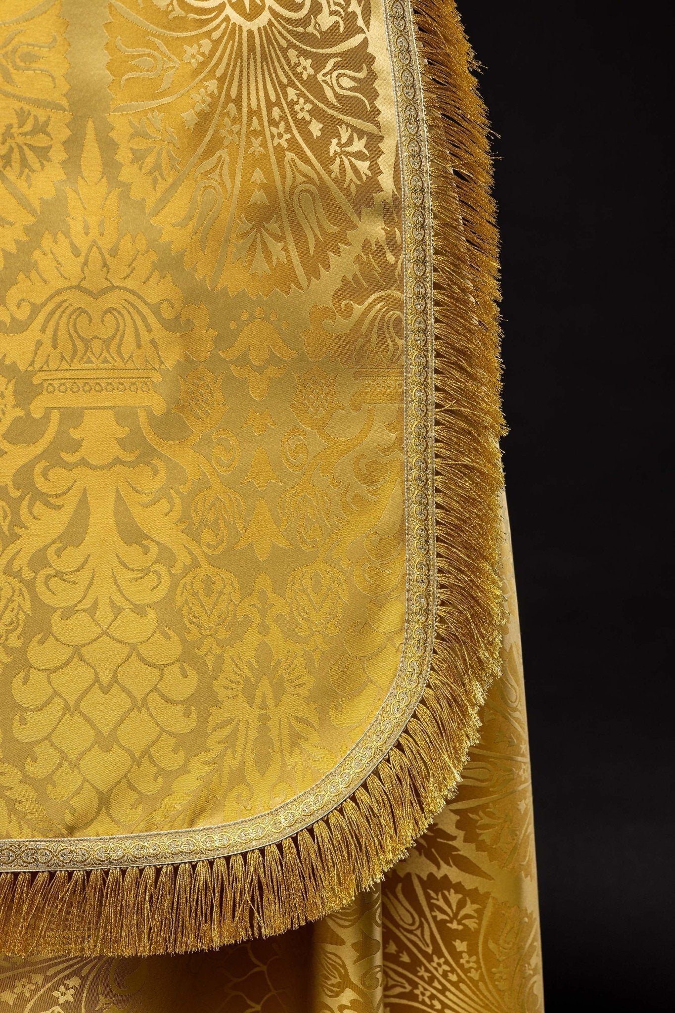 Chape romaine en jacquard uni KKP/159/05/83 150cm - CHASUBLES.FR