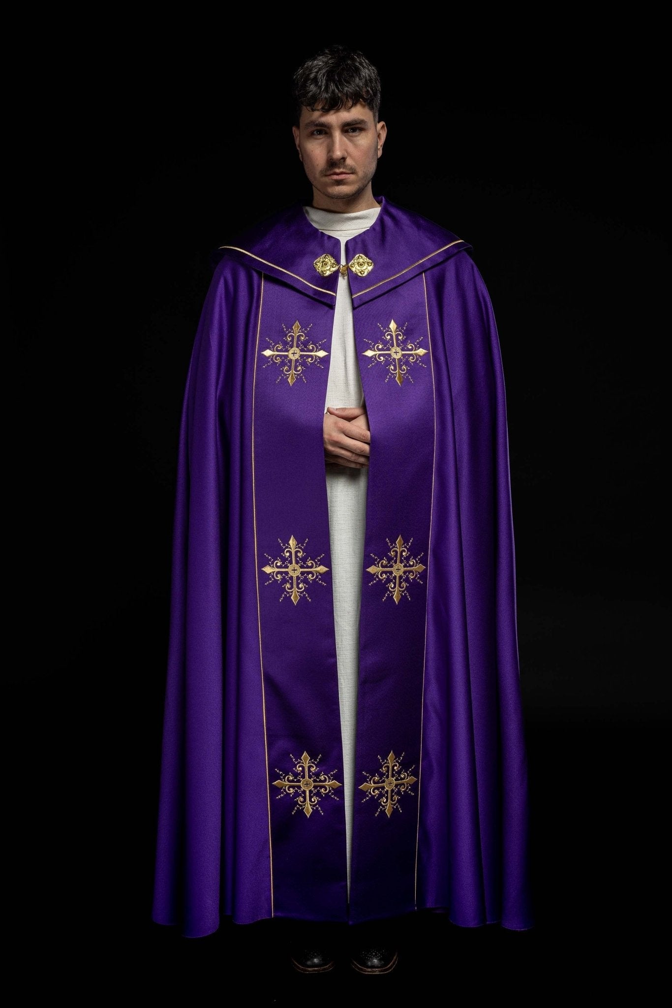 Chapelle liturgique brodée Vert KKP/024/03/20 145cm - CHASUBLES.FR