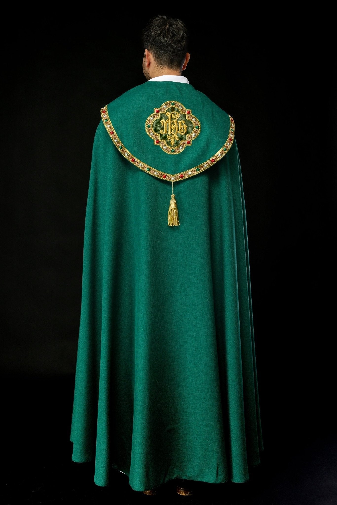 Chapelle liturgique verte avec IHS doré S - 3067 - 01 - 70 150cm - CHASUBLES.FR