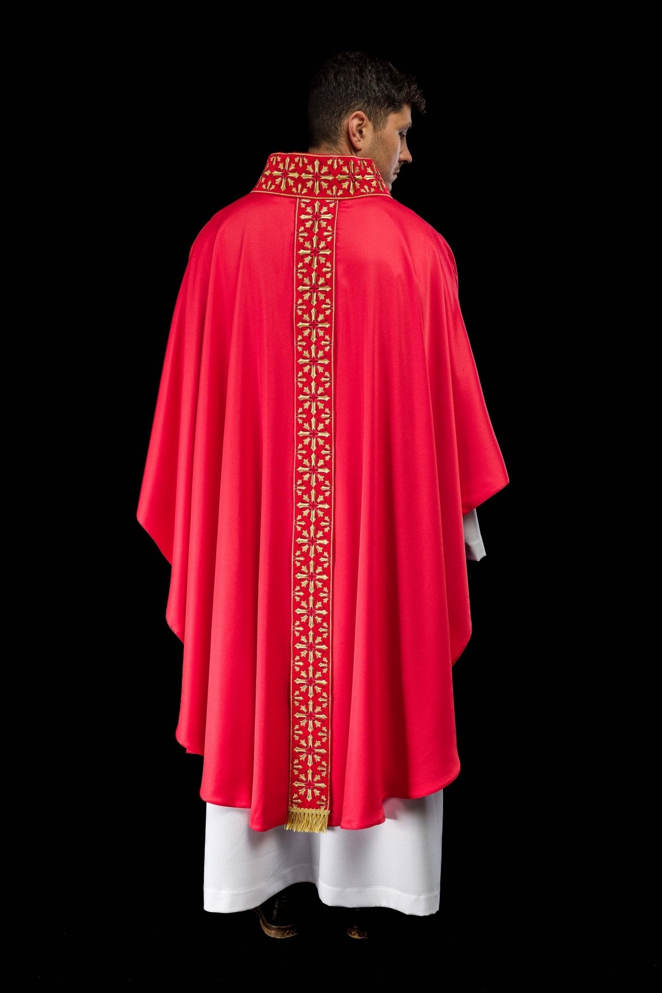 Chasuble avec broderie rouge vif LE/7026/02 - CHASUBLES.FR