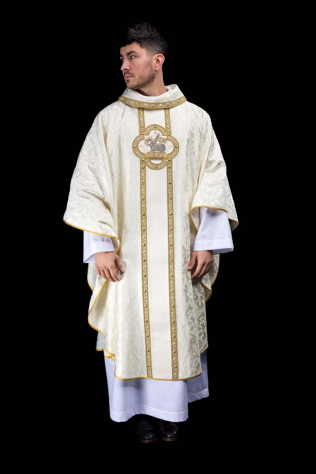 Chasuble avec ceinture et broderie de l’Agneau pascal sur tissu jacquard S-7172-05-88 - CHASUBLES.FR