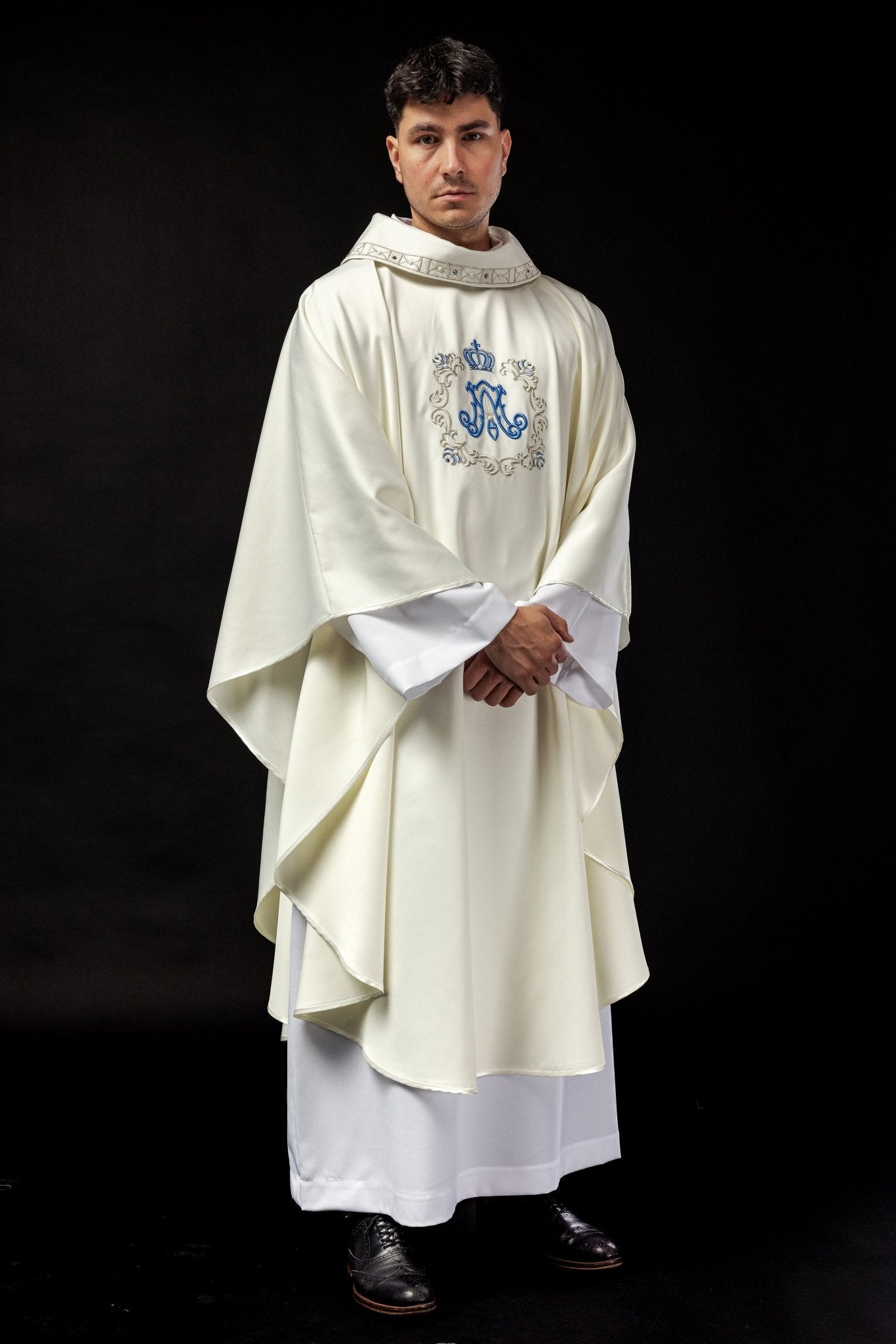 Chasuble avec Marianne brodée LE/7041/05 - CHASUBLES.FR