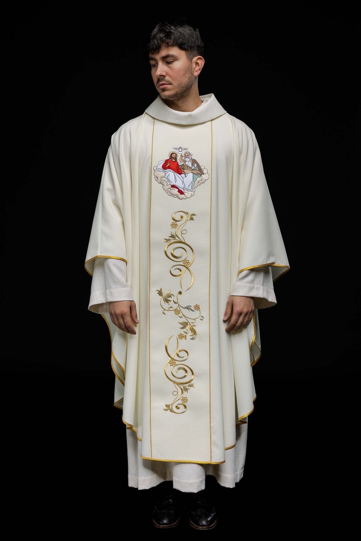 Chasuble brodée à l'effigie de la Sainte Trinité KOW2/032/05/01 - CHASUBLES.FR