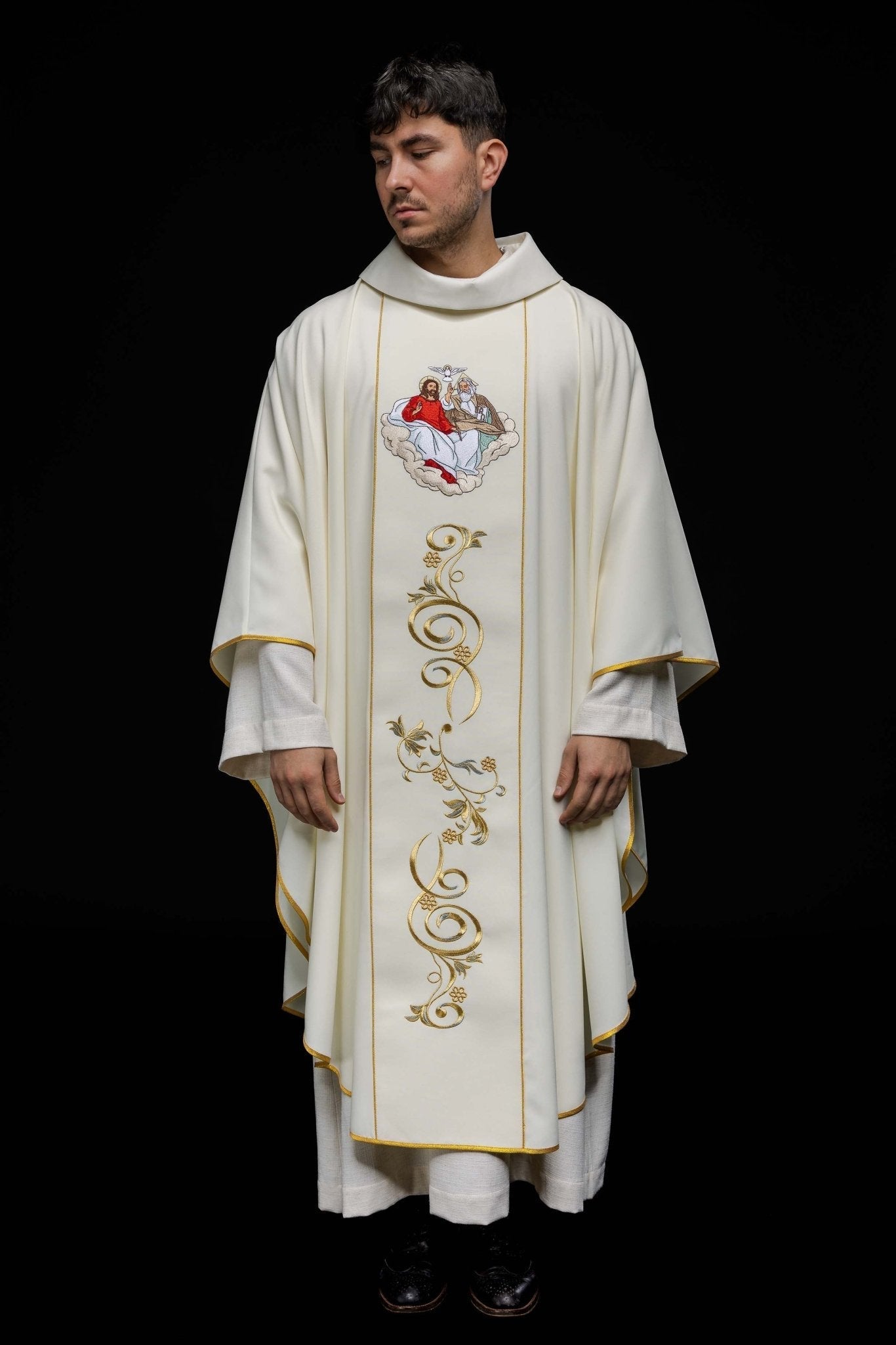 Chasuble brodée à l'effigie de la Sainte Trinité KOW2/032/05/01 - CHASUBLES.FR