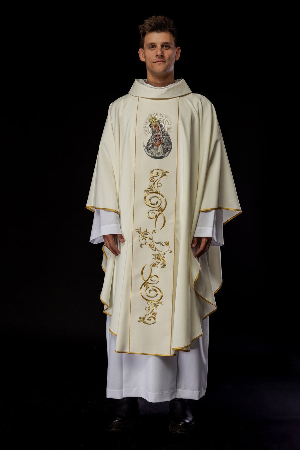 Chasuble brodée à l'effigie de Notre - Dame de la Porte de l'Aurore KOW2/009/05/01 - CHASUBLES.FR