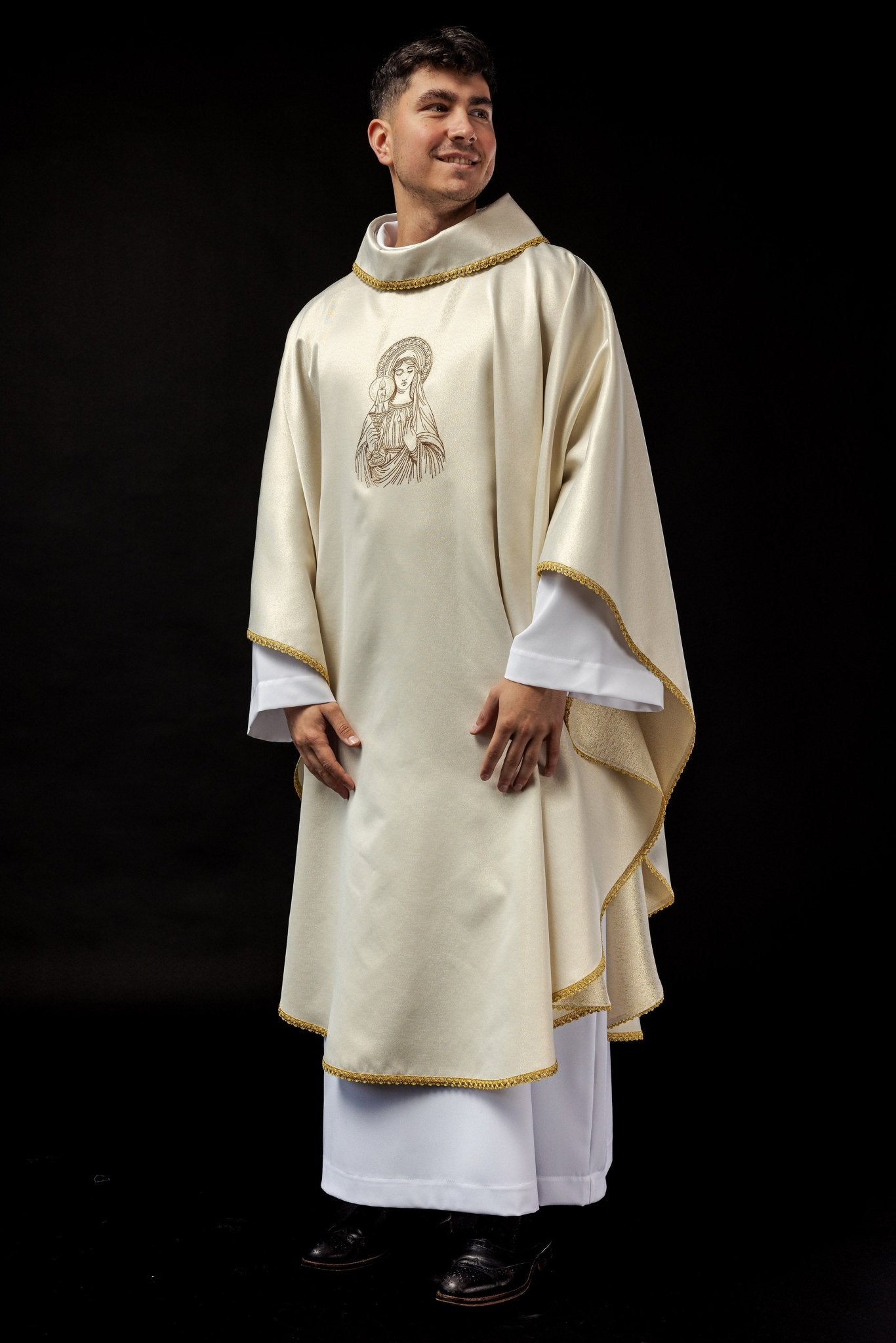Chasuble brodée à l'effigie de Notre - Dame du Tonnerre KOW2/021/05/54 - CHASUBLES.FR