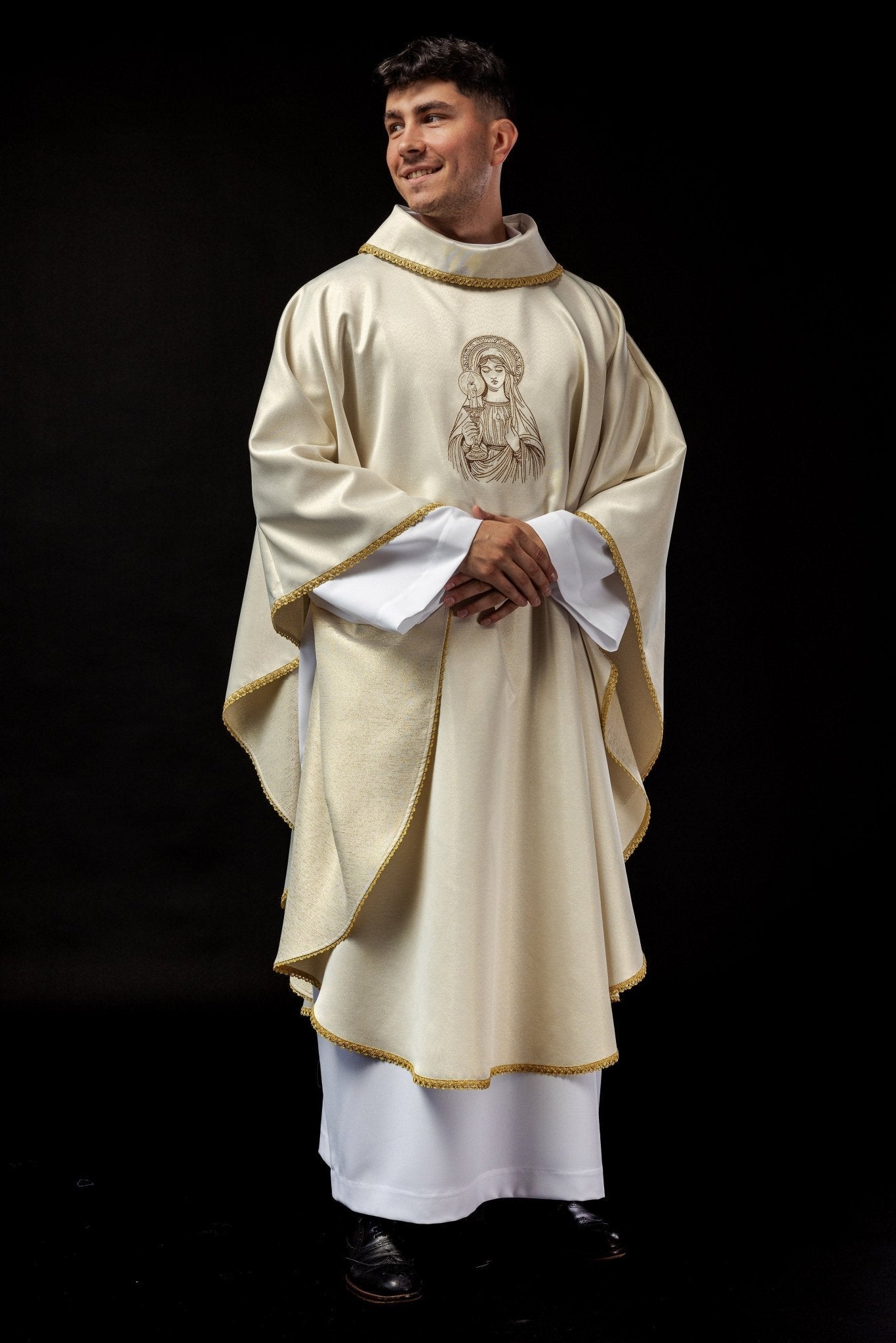 Chasuble brodée à l'effigie de Notre - Dame du Tonnerre KOW2/021/05/54 - CHASUBLES.FR
