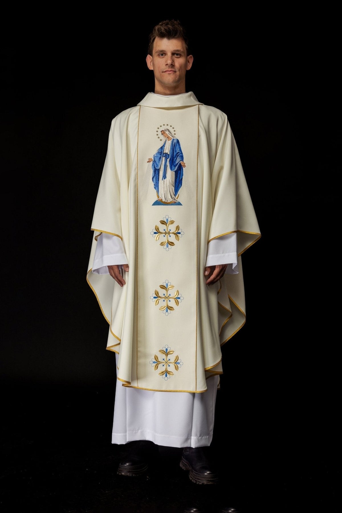 Chasuble brodée à l'effigie de Notre - Dame Immaculée KOW2/001/05/01 - CHASUBLES.FR