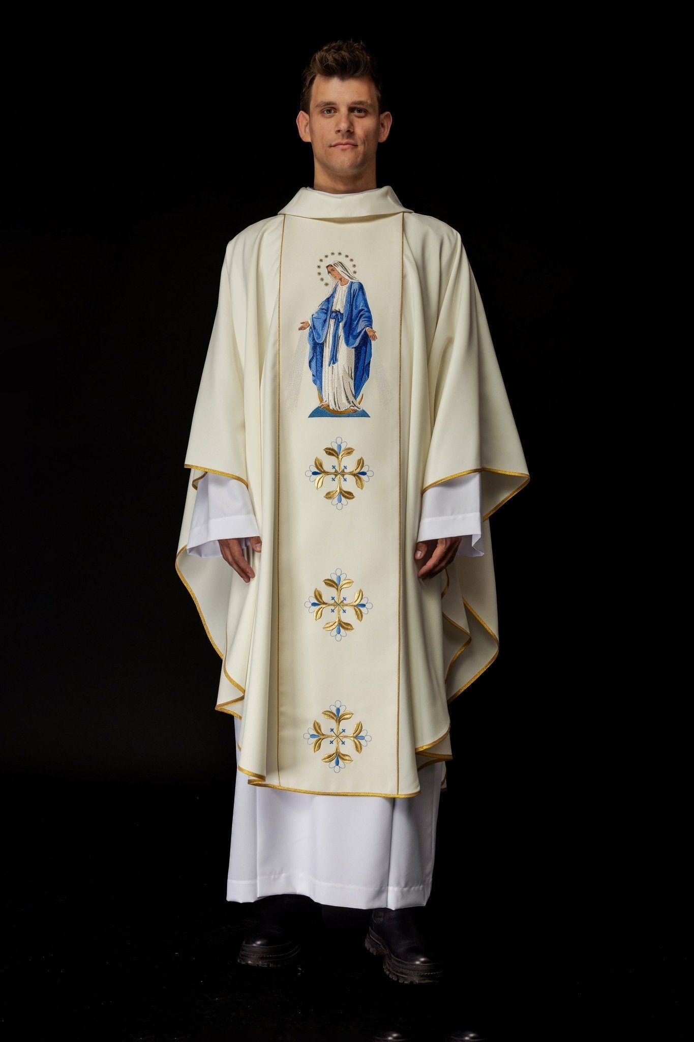 Chasuble brodée à l'effigie de Notre - Dame Immaculée KOW2/001/05/01 - CHASUBLES.FR