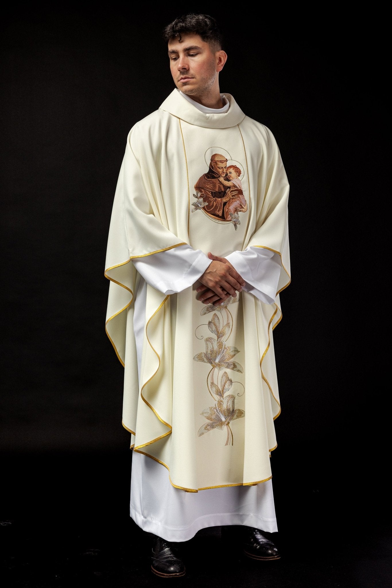 Chasuble brodée à l'effigie de saint Antoine KOW2/016/05/53 - CHASUBLES.FR
