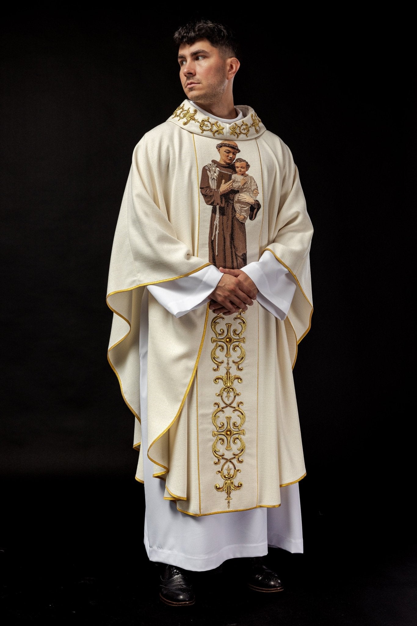 Chasuble brodée à l'effigie de saint Antoine KOW2/019/05/71 - CHASUBLES.FR