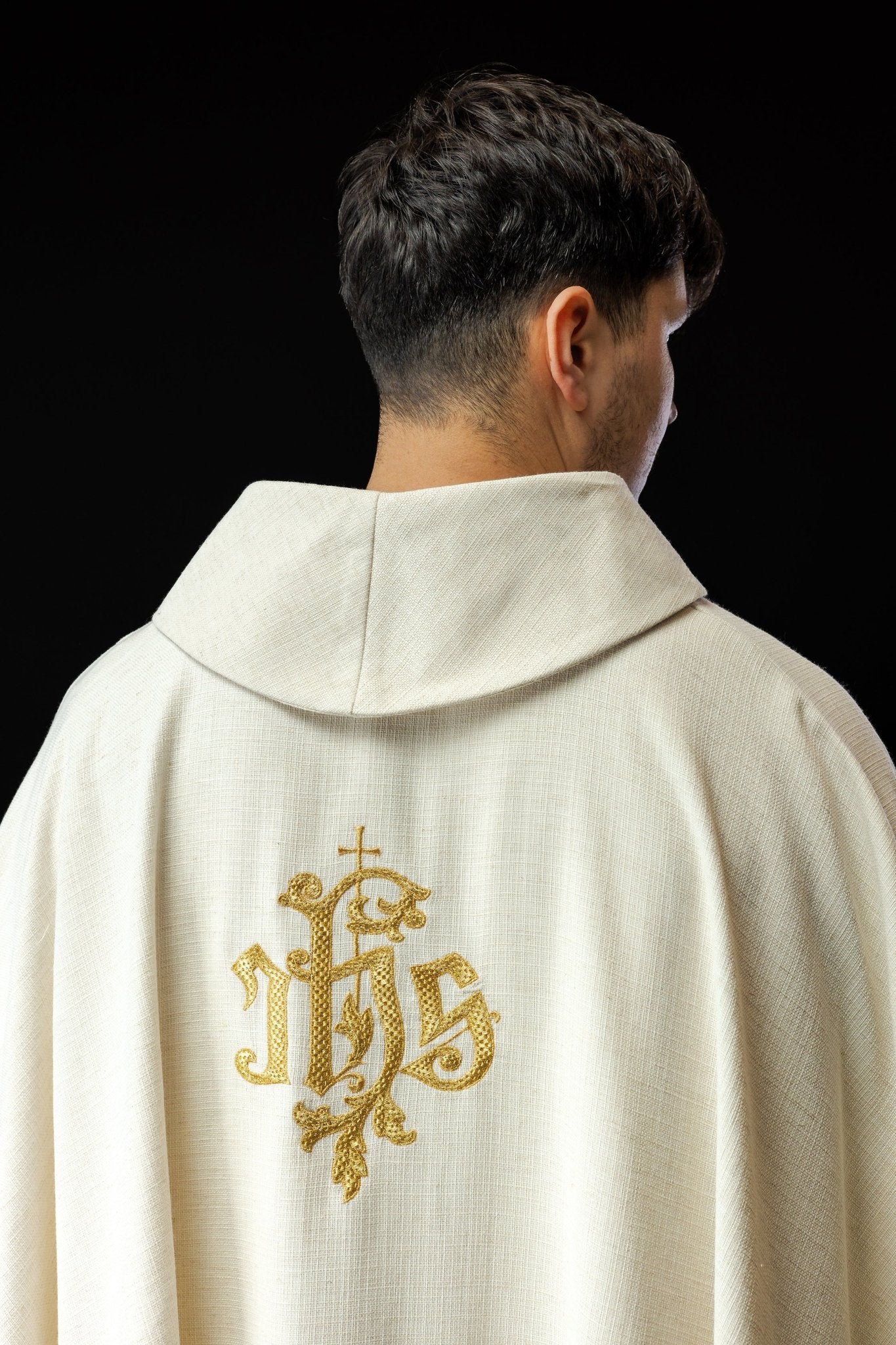 Chasuble brodée à l'effigie de Saint François KOW2/030/05/49 - CHASUBLES.FR