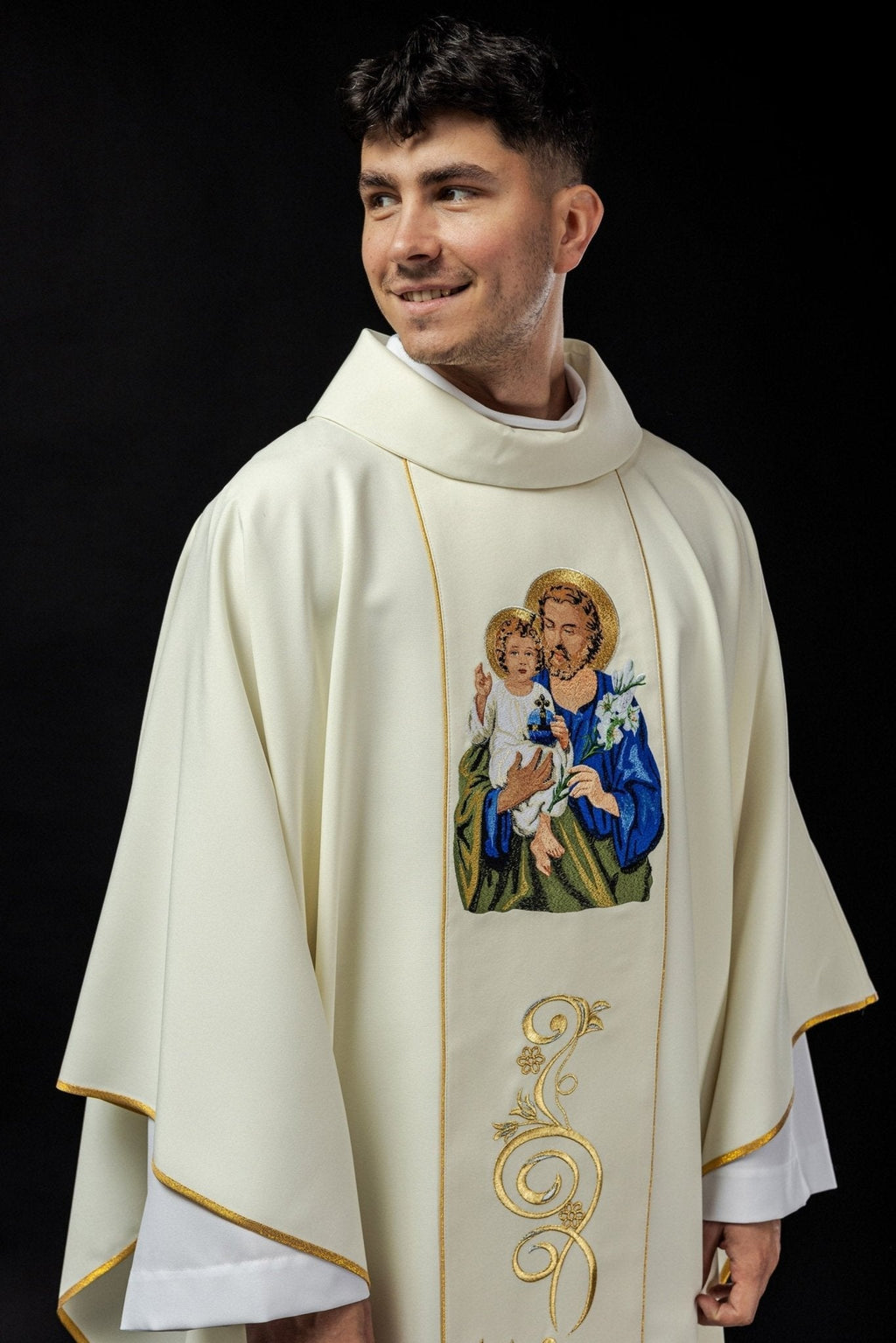 Chasuble brodée à l'effigie de saint Joseph KOW2/012/05/01 - CHASUBLES.FR