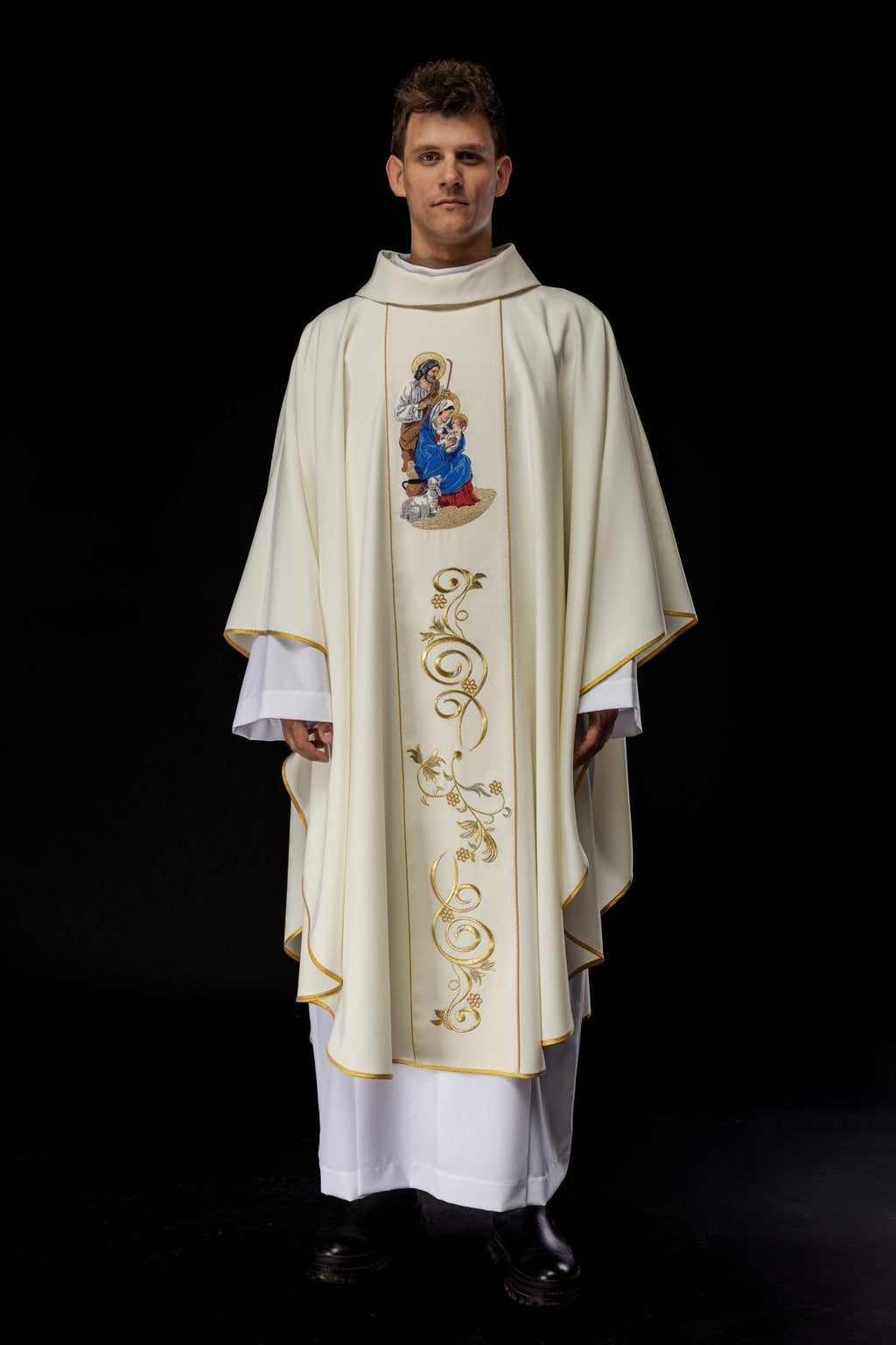 Chasuble brodée avec l'image de la Sainte Famille pour Noël KOW2/014/05/01 - CHASUBLES.FR