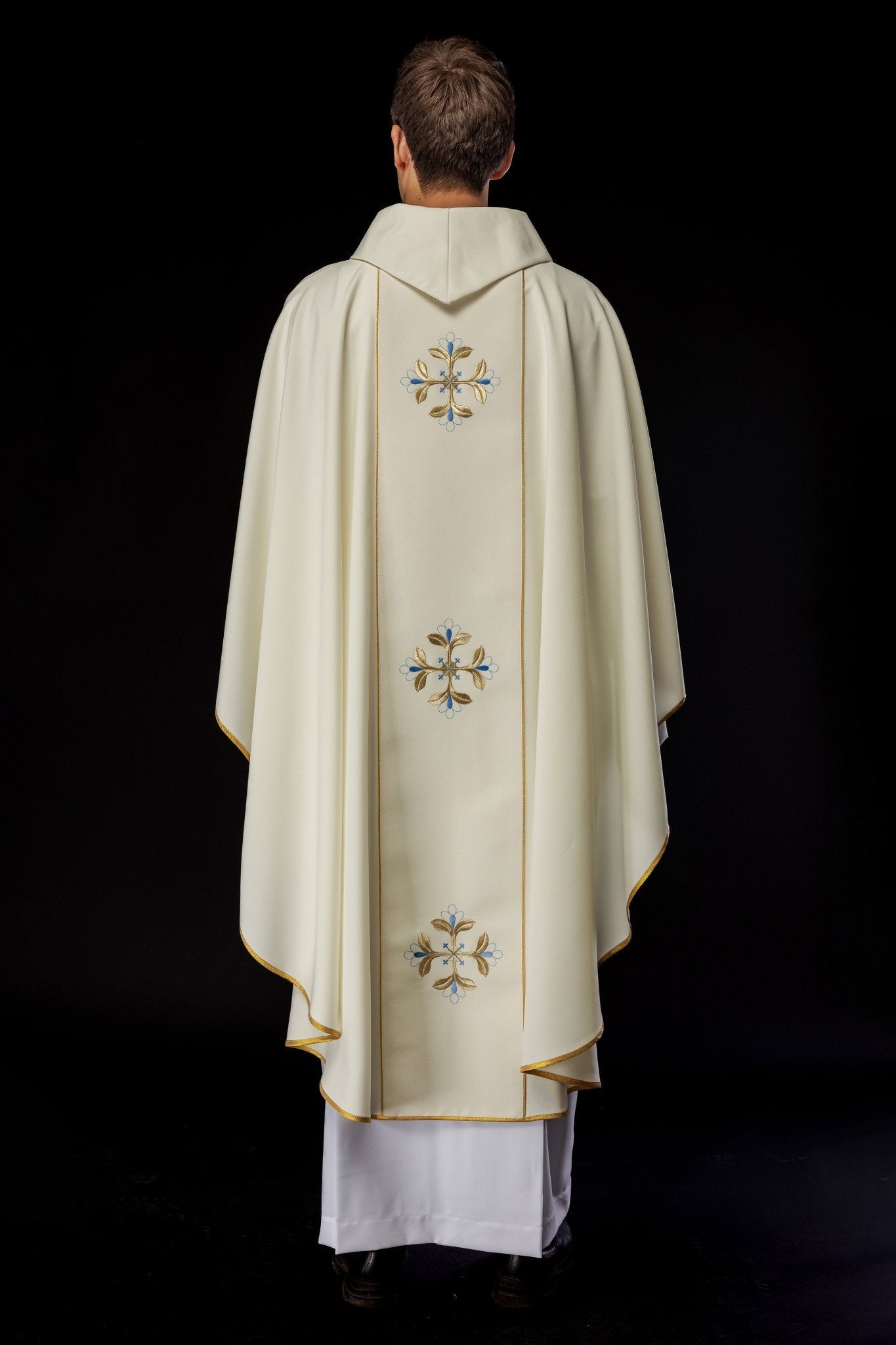 Chasuble brodée avec l'image de la Vierge Marie et de l'Enfant KOW2/007/05/01 - CHASUBLES.FR