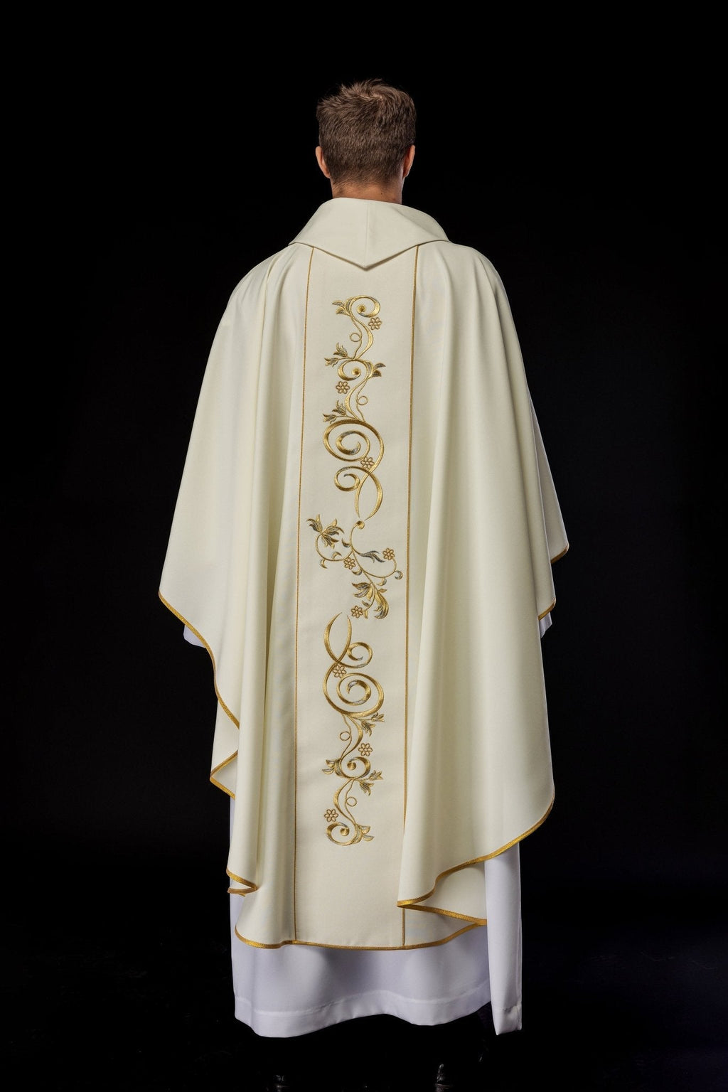 Chasuble brodée avec l'image de Notre - Dame de Fatima KOW2/005/05/01 - CHASUBLES.FR