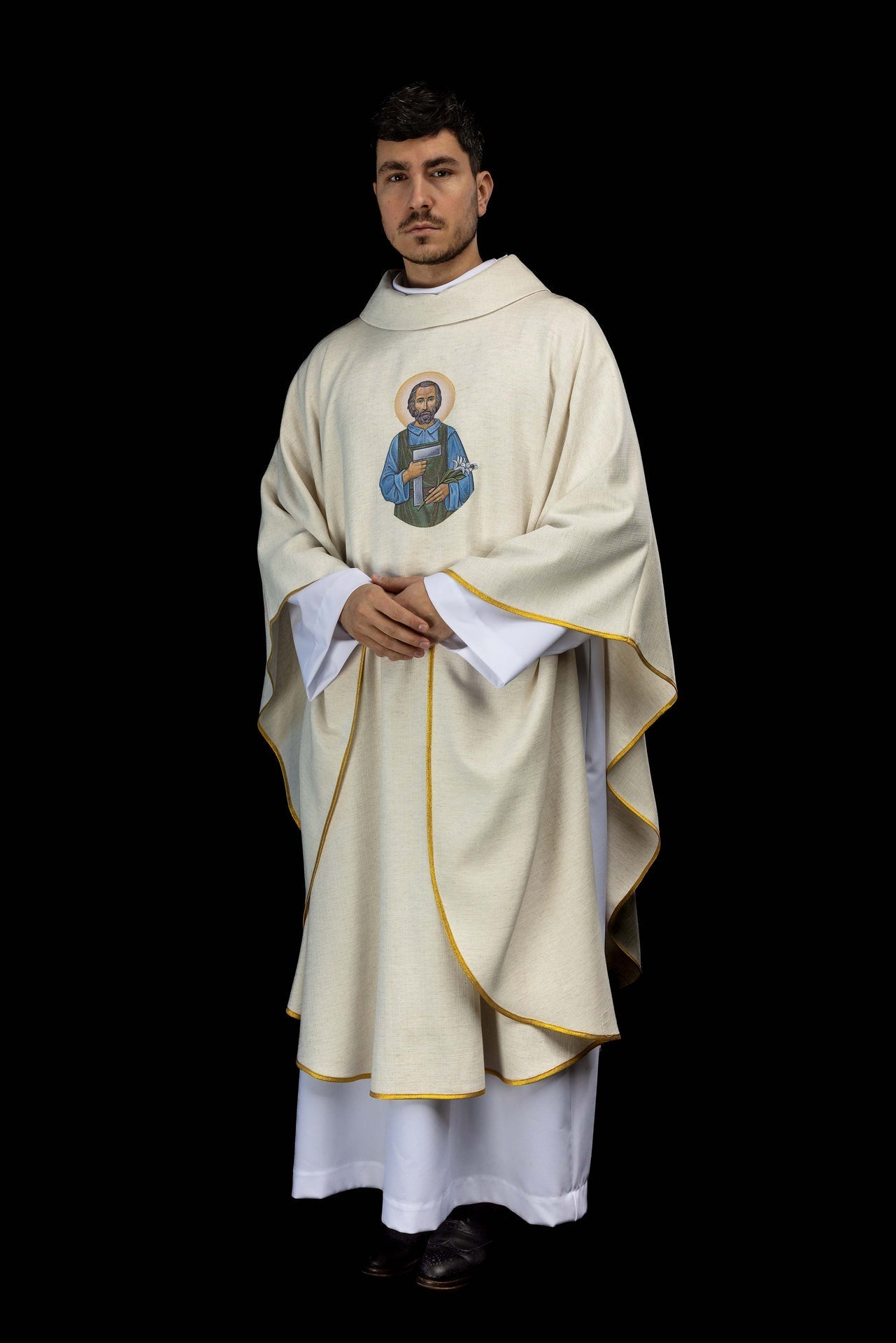 Chasuble brodée avec l’image de Saint Joseph Artisan KOW2/034/05/49 - CHASUBLES.FR