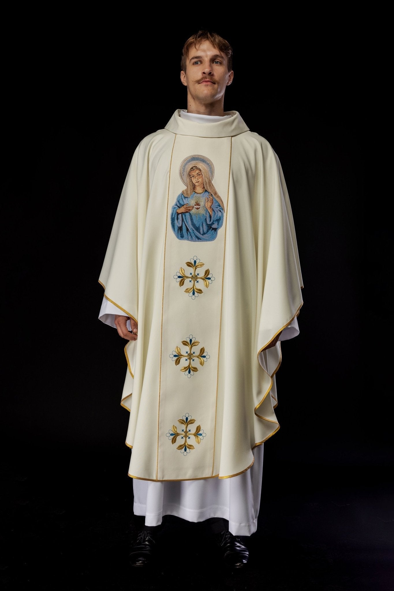 Chasuble brodée avec l'image du Cœur de Marie KOW2/003/05/01 - CHASUBLES.FR