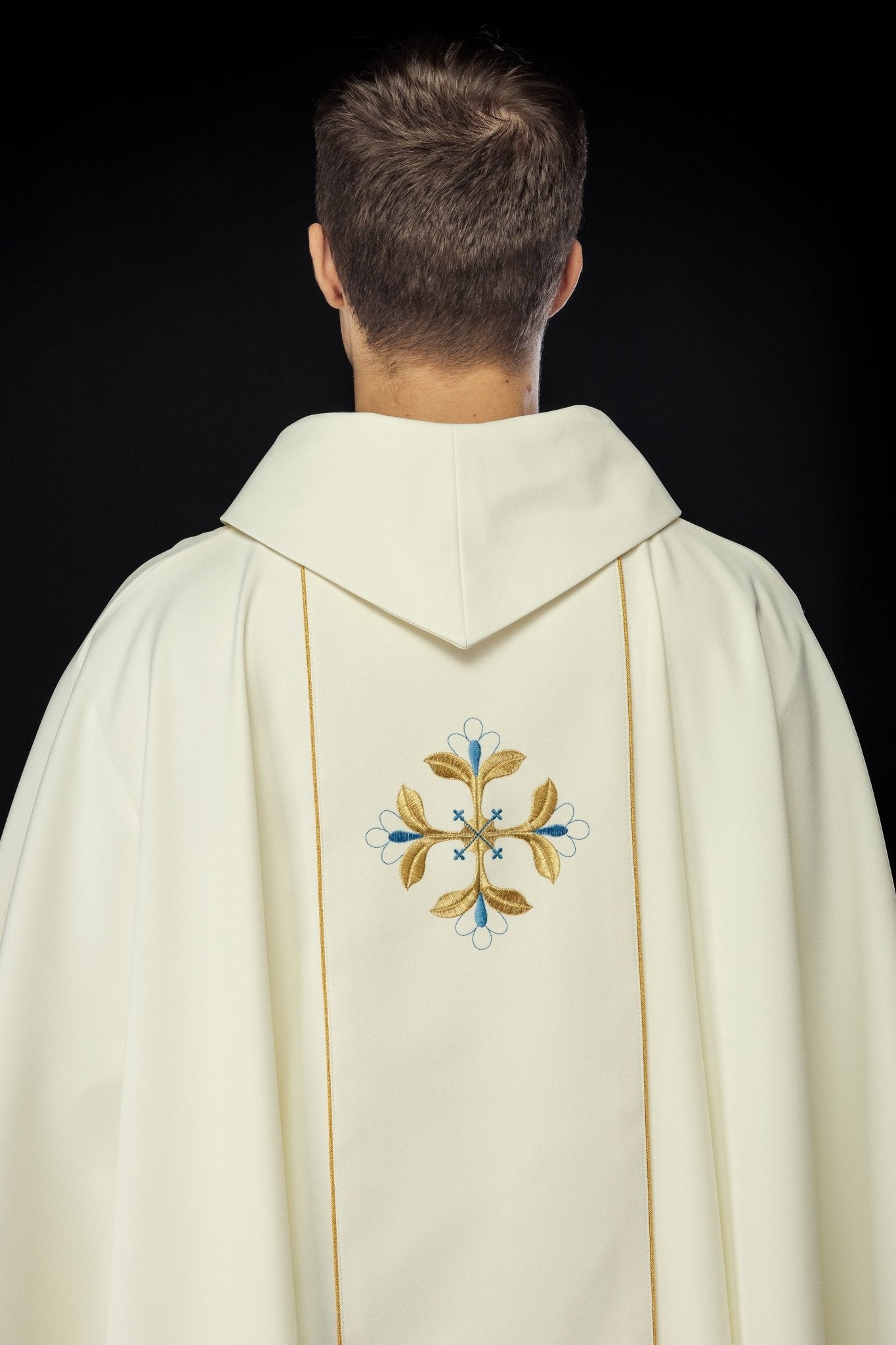 Chasuble brodée avec l'image du Cœur de Marie KOW2/003/05/01 - CHASUBLES.FR