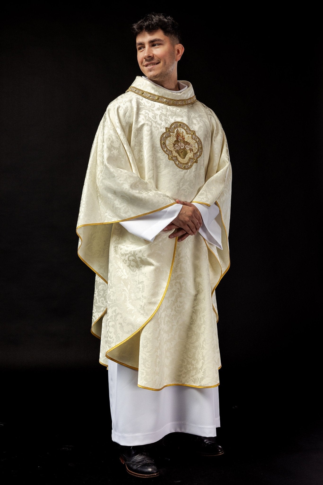 Chasuble brodée d'un motif jacquard du Cœur de Marie S - 70101 - 05 - 88 - CHASUBLES.FR